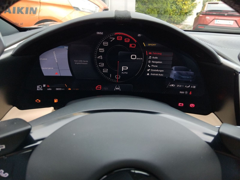 Ferrari Roma Spider Cabrio — photo 15