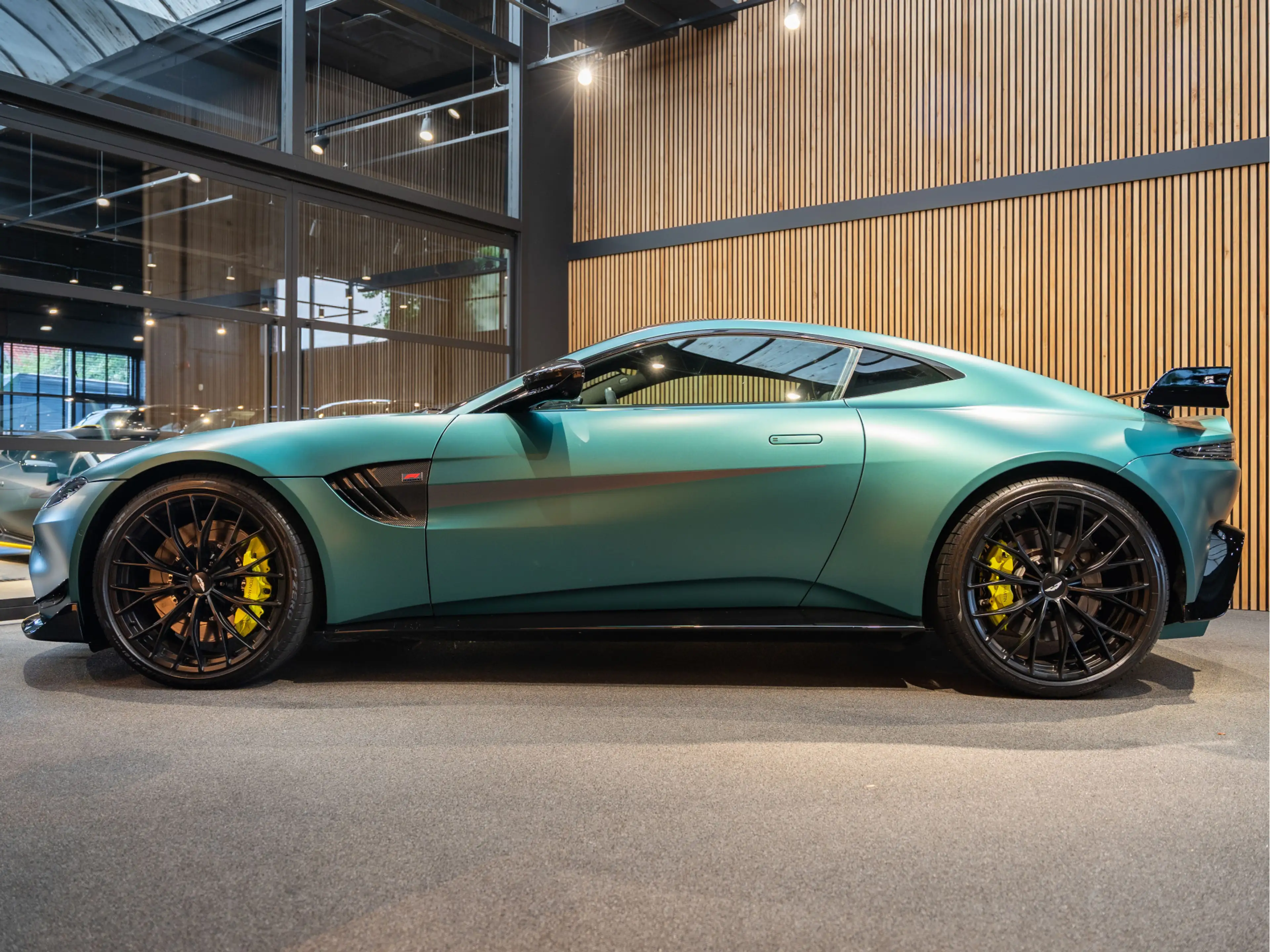 Aston Martin Vantage F1 Edition Matte PPF 4.0 V8 F1 Edition — photo 3