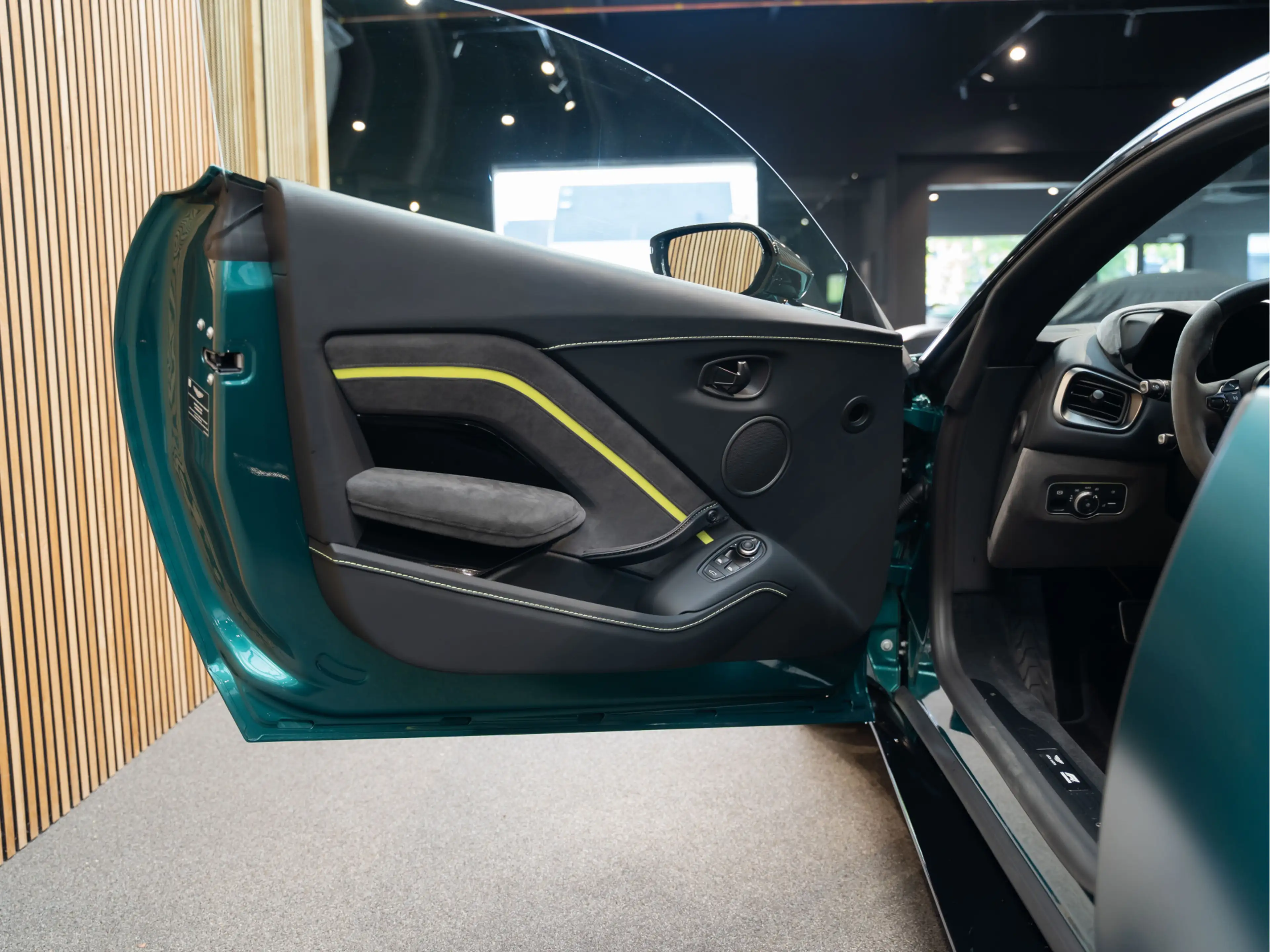 Aston Martin Vantage F1 Edition Matte PPF 4.0 V8 F1 Edition — photo 6