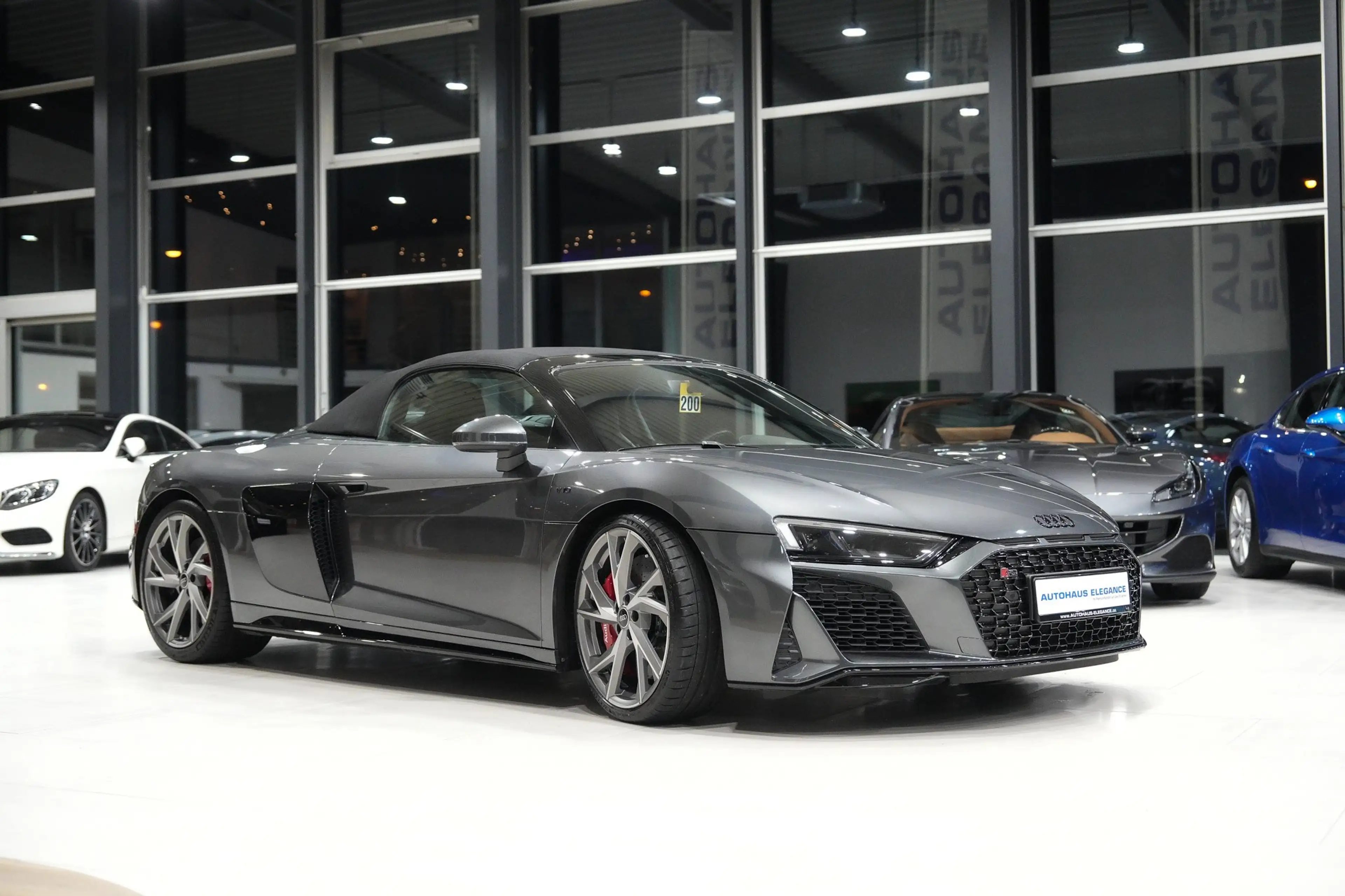 Audi R8 5.2 FSI performance*CARBON*B&O*RS.ABGAS*1.HAND — photo 6