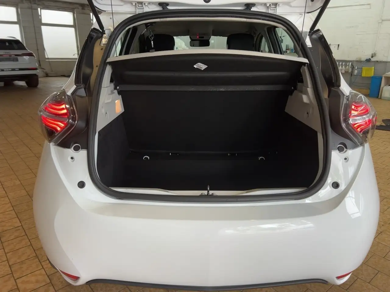 Renault Zoe LIFE Batteriekauf R110 Z.E. 50, миниатюра 16