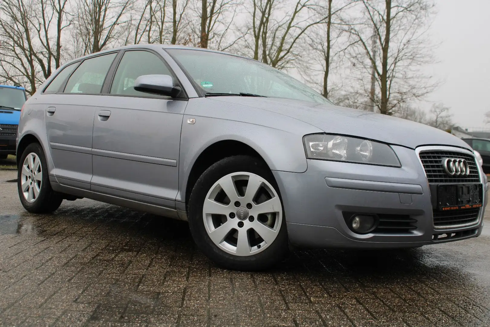 Audi A3 Sportback 1.4 TFSI Ambiente Silber - 1