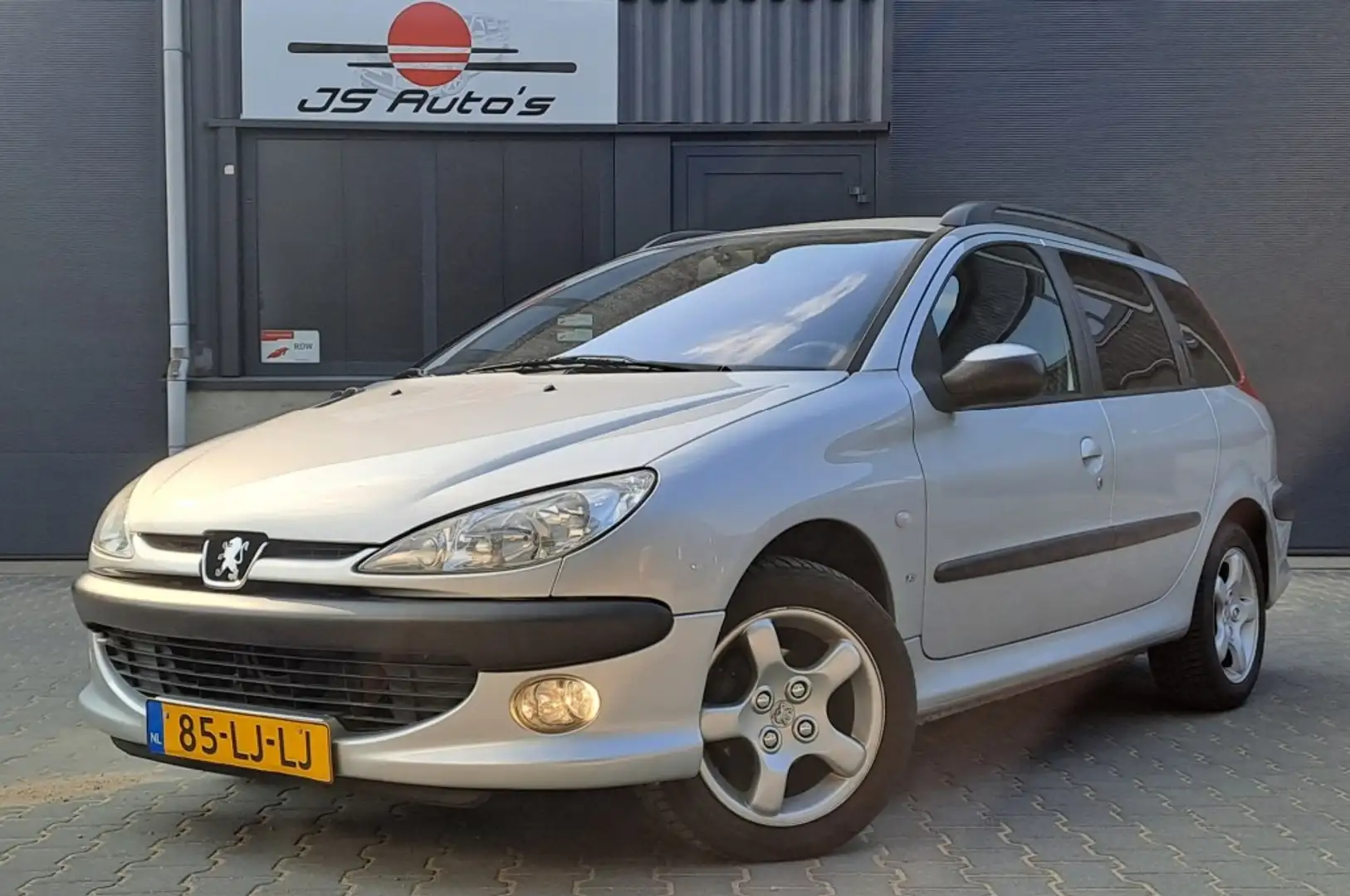 Peugeot 206 1.4 SW Airco APK 02/2026 172.000km NAP Grijs - 1