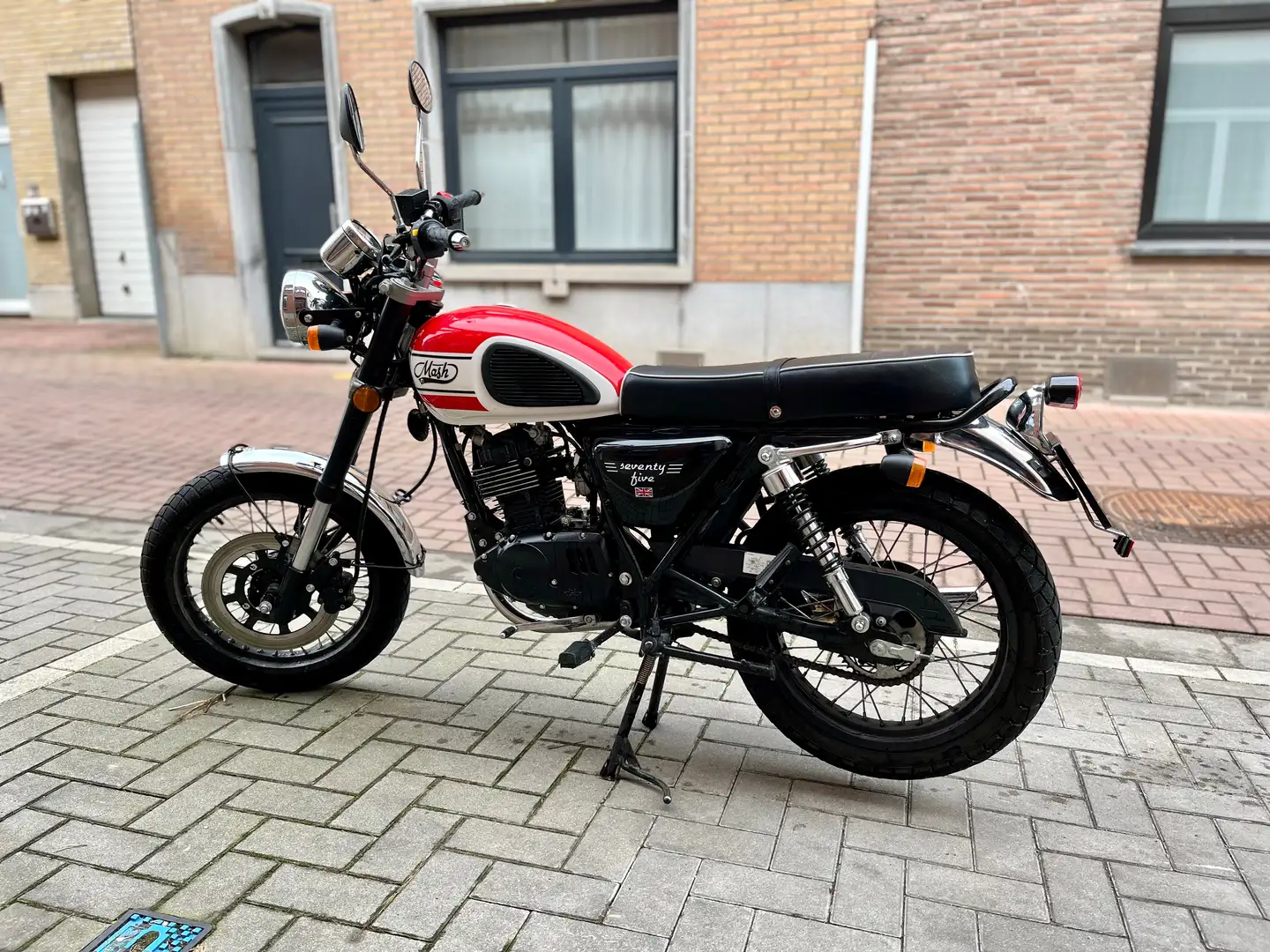 Mash Seventyfive 125 Red - 1