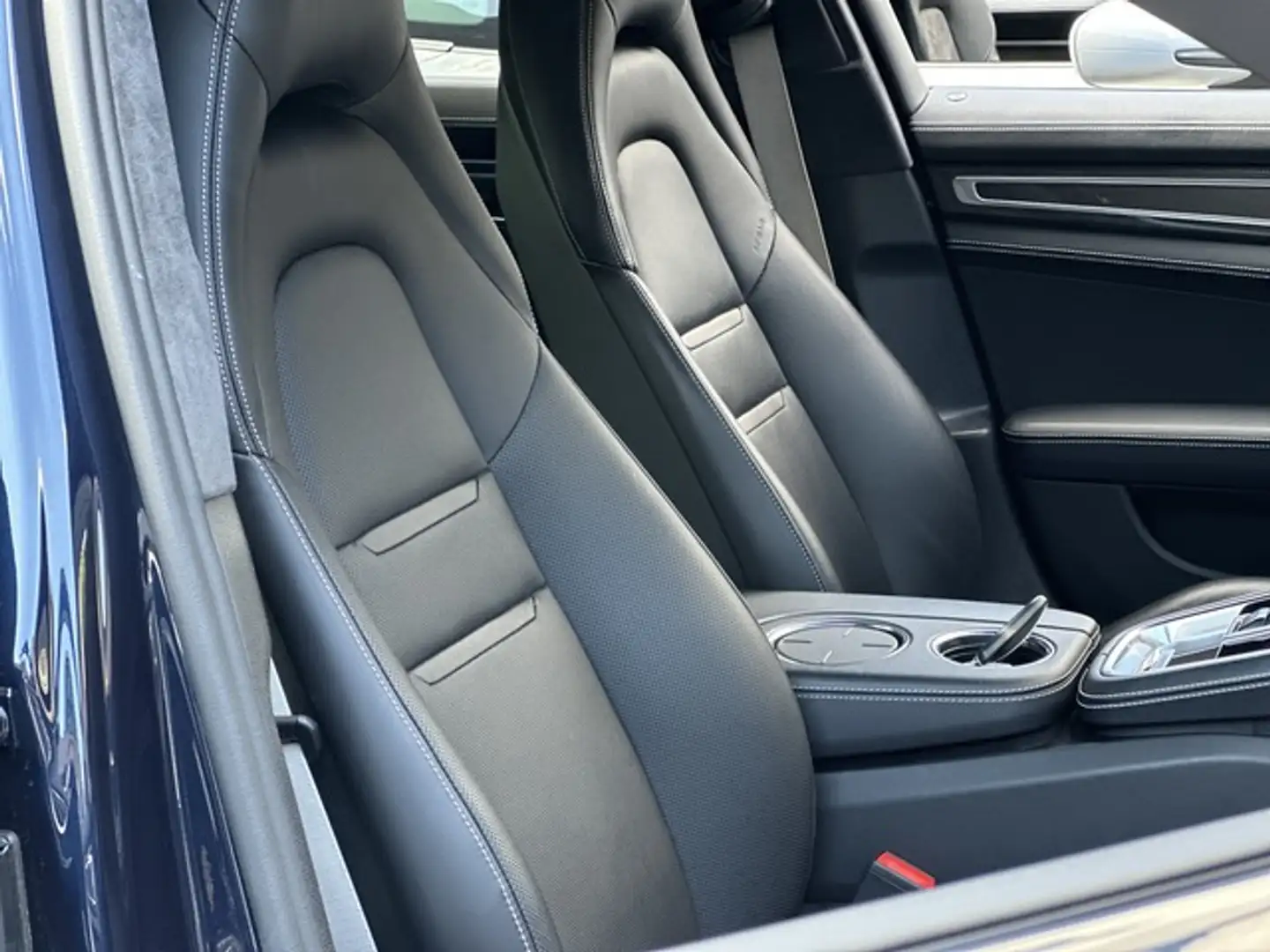 Porsche Panamera Turbo S E-Hybrid SPORTABGAS*MATRIX*KAMERA360*BURME Blau - 2