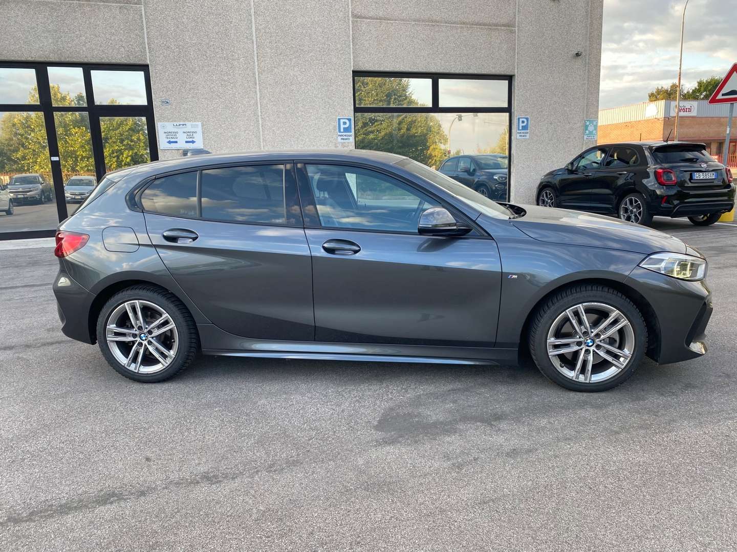 BMW 118 M Sport 118d - - Joinsteer - #4