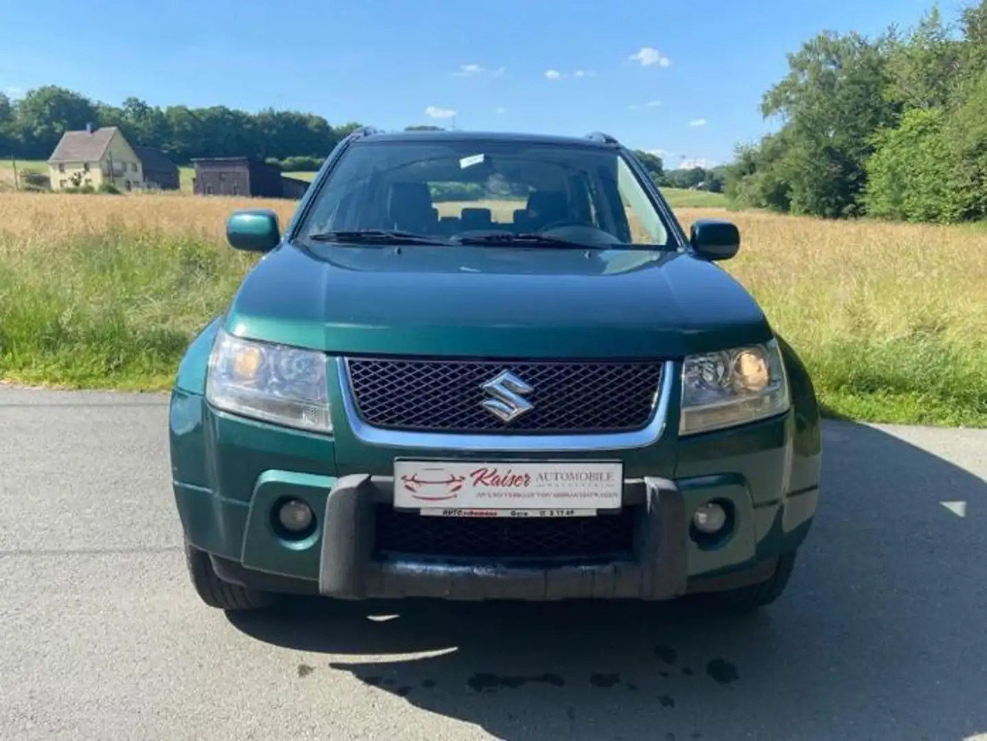Suzuki Grand Vitara 2.0 Automatik Comfort Limited Grün - 2
