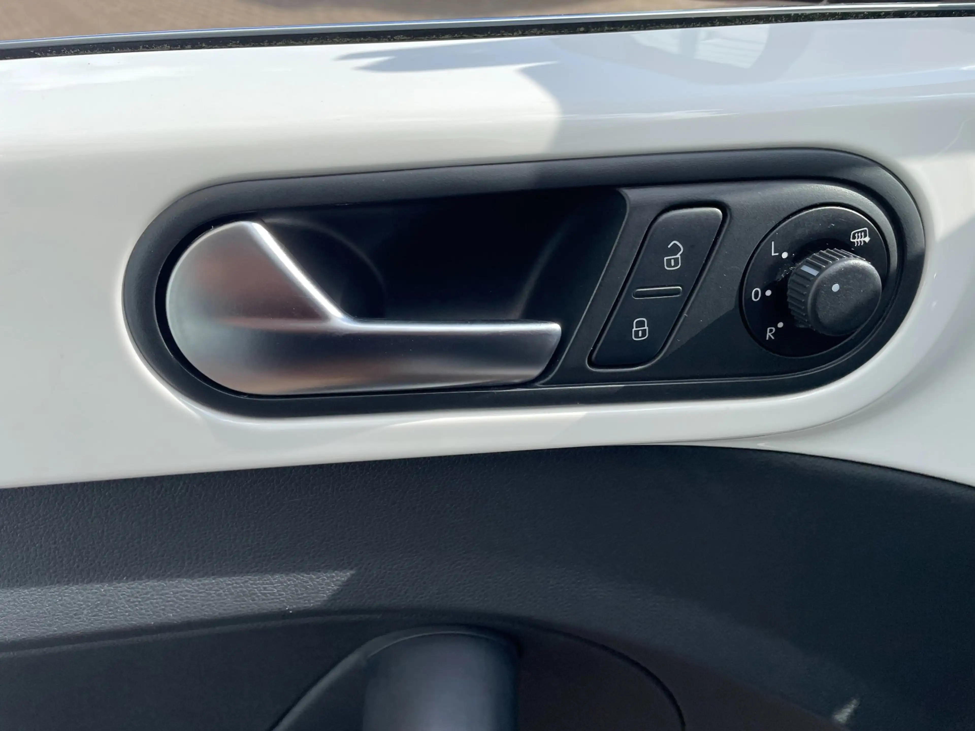 Volkswagen Beetle 1.2 TSI Herbie Design Limited BlueMotion — photo 13