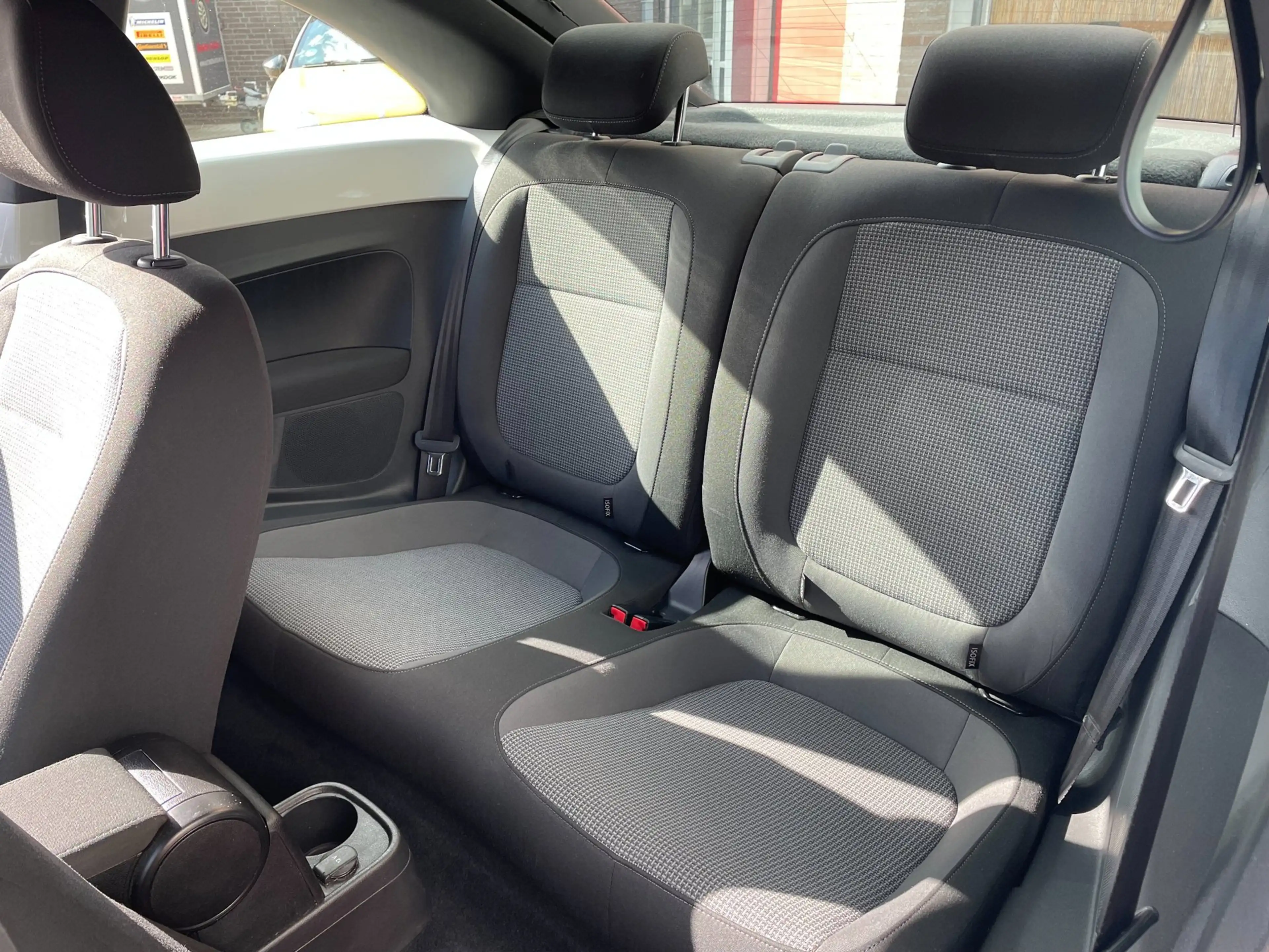 Volkswagen Beetle 1.2 TSI Herbie Design Limited BlueMotion — photo 7