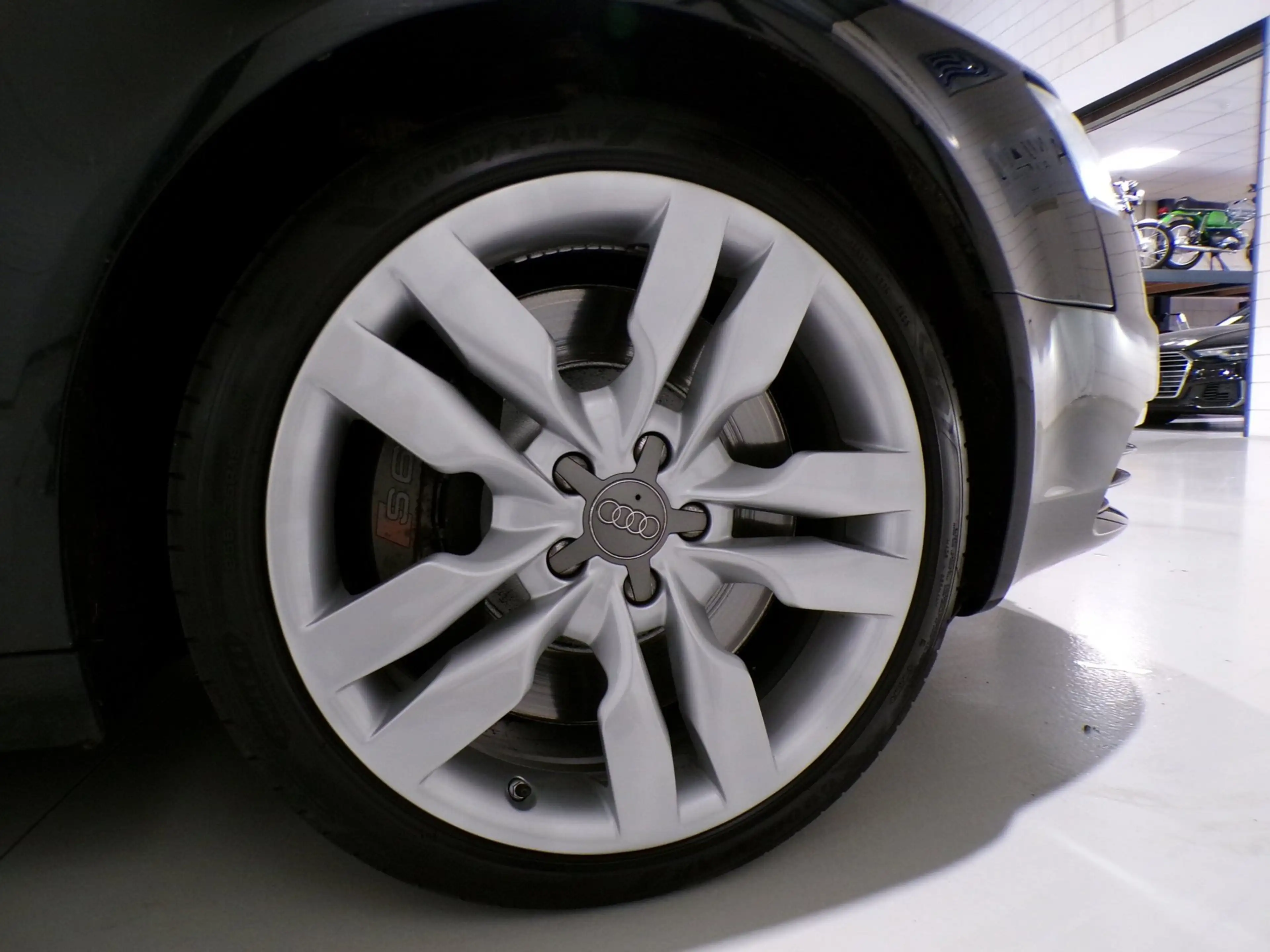 Audi S6 Avant 5.2 FSI S6 Schuifdak Trekhaak Xenon Leer Mem — photo 40