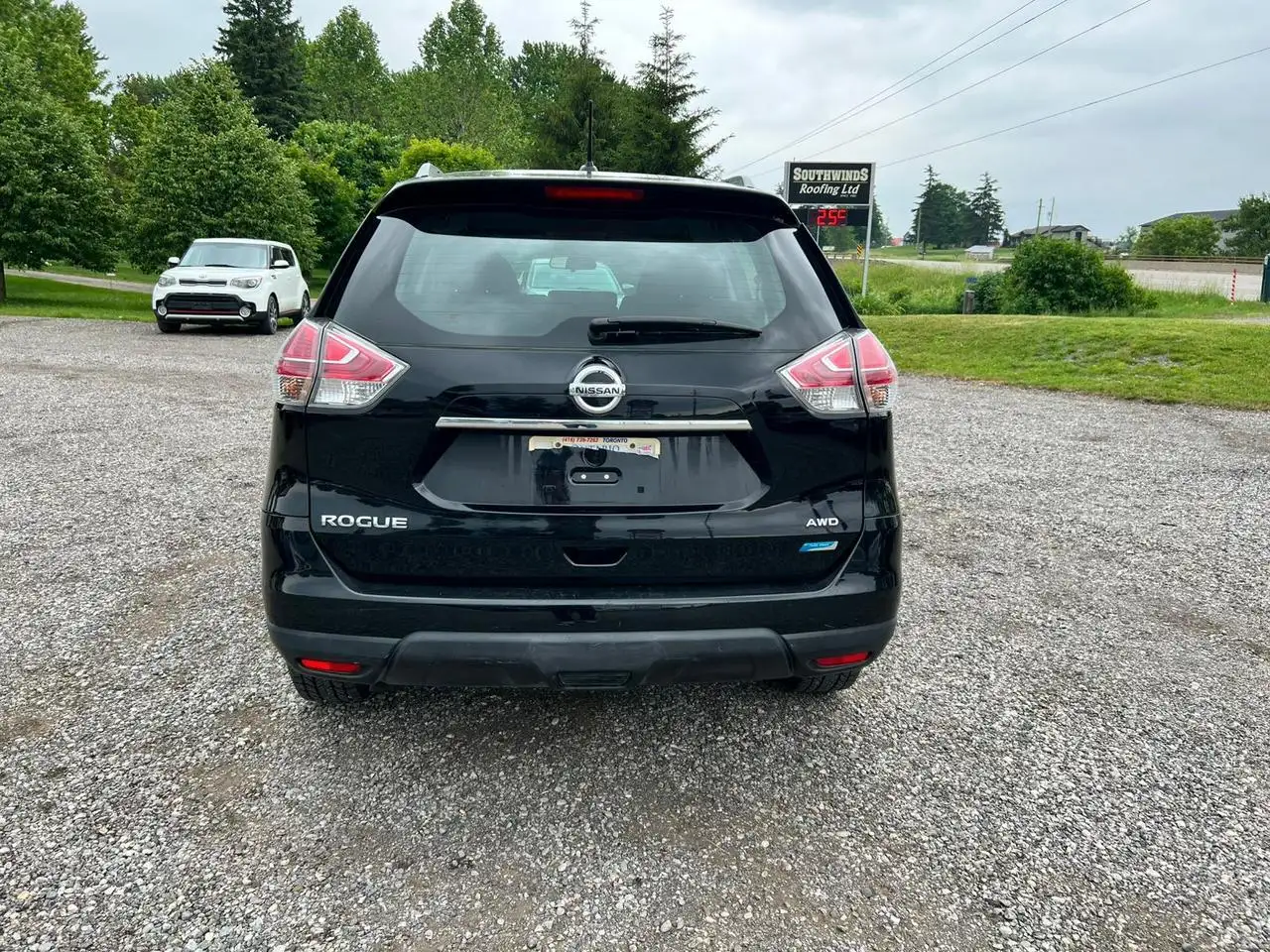 Nissan Rogue снимка Nissan Rogue