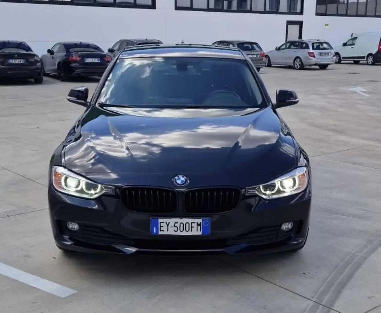 BMW 318 318d Touring Modern - 2