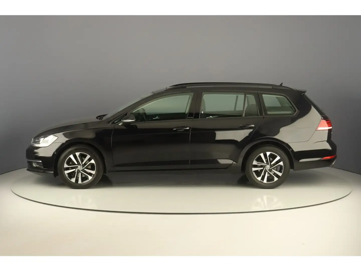 Volkswagen Golf Variant 1.0TSi 115pk IQ.Drive Pack Business Zwart - 2