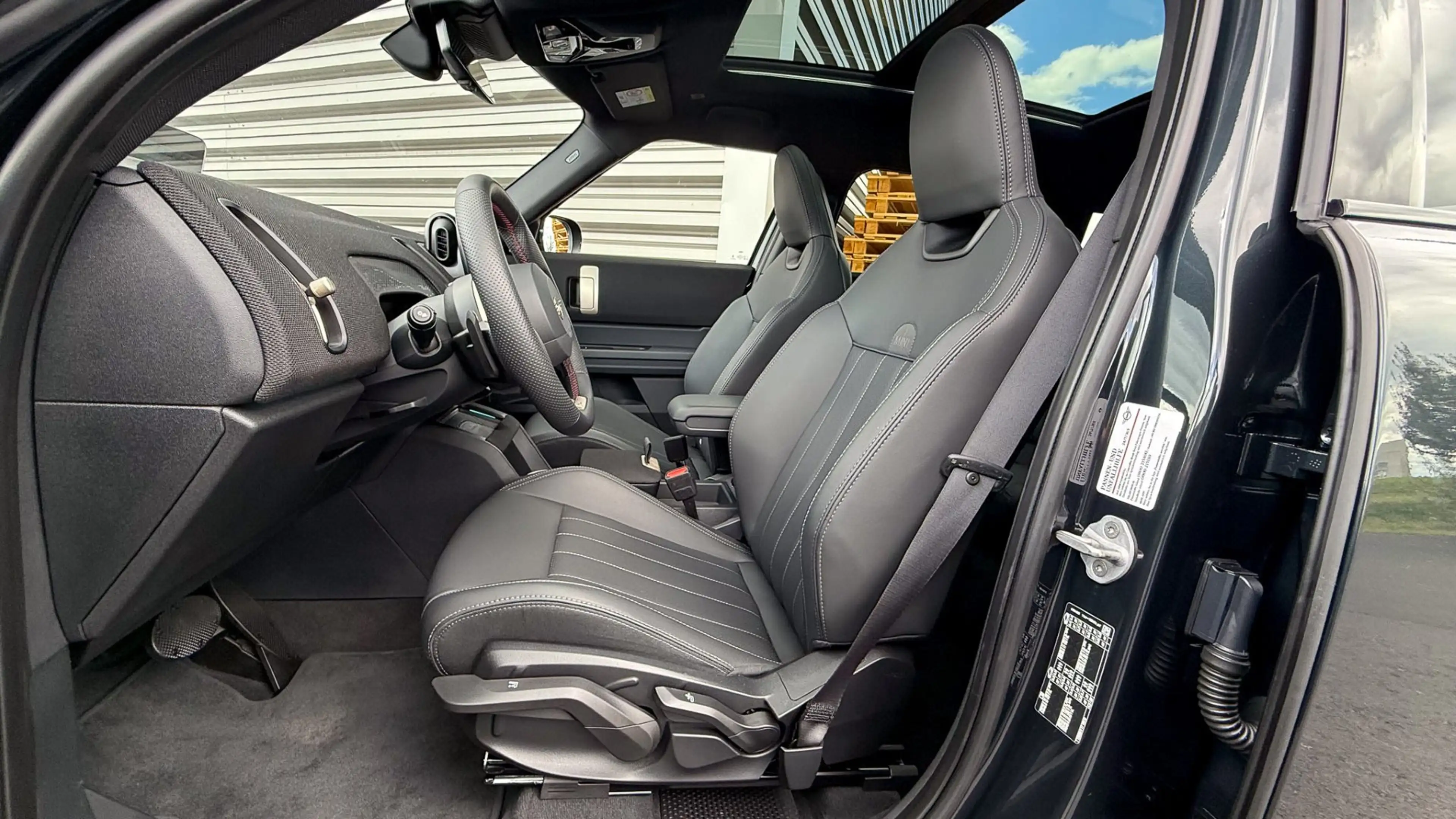 MINI Countryman D John Cooper Works Trim — photo 13