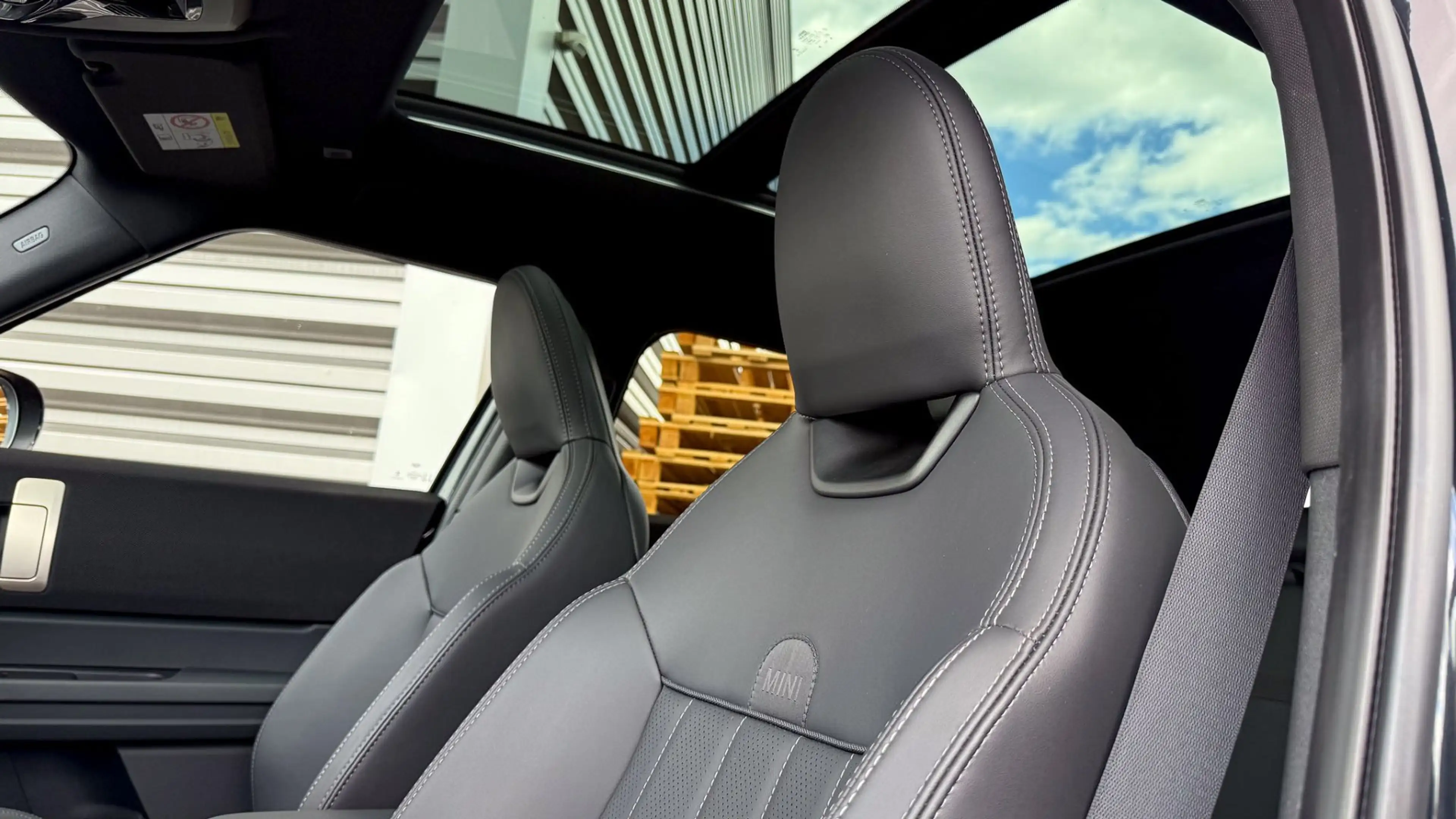 MINI Countryman D John Cooper Works Trim — photo 14