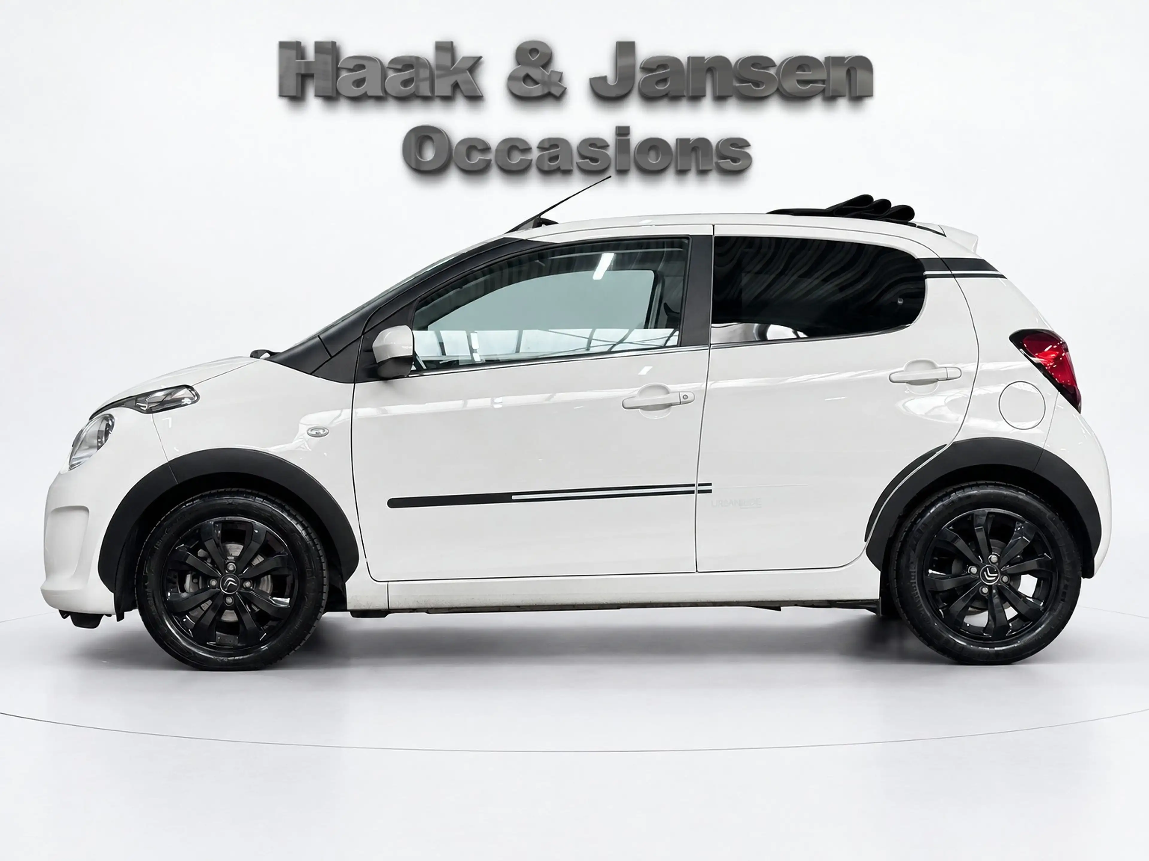 Citroen C1 1.0 VTi Airscape Urban Ride Cabrio Apple Carplay A — photo 7