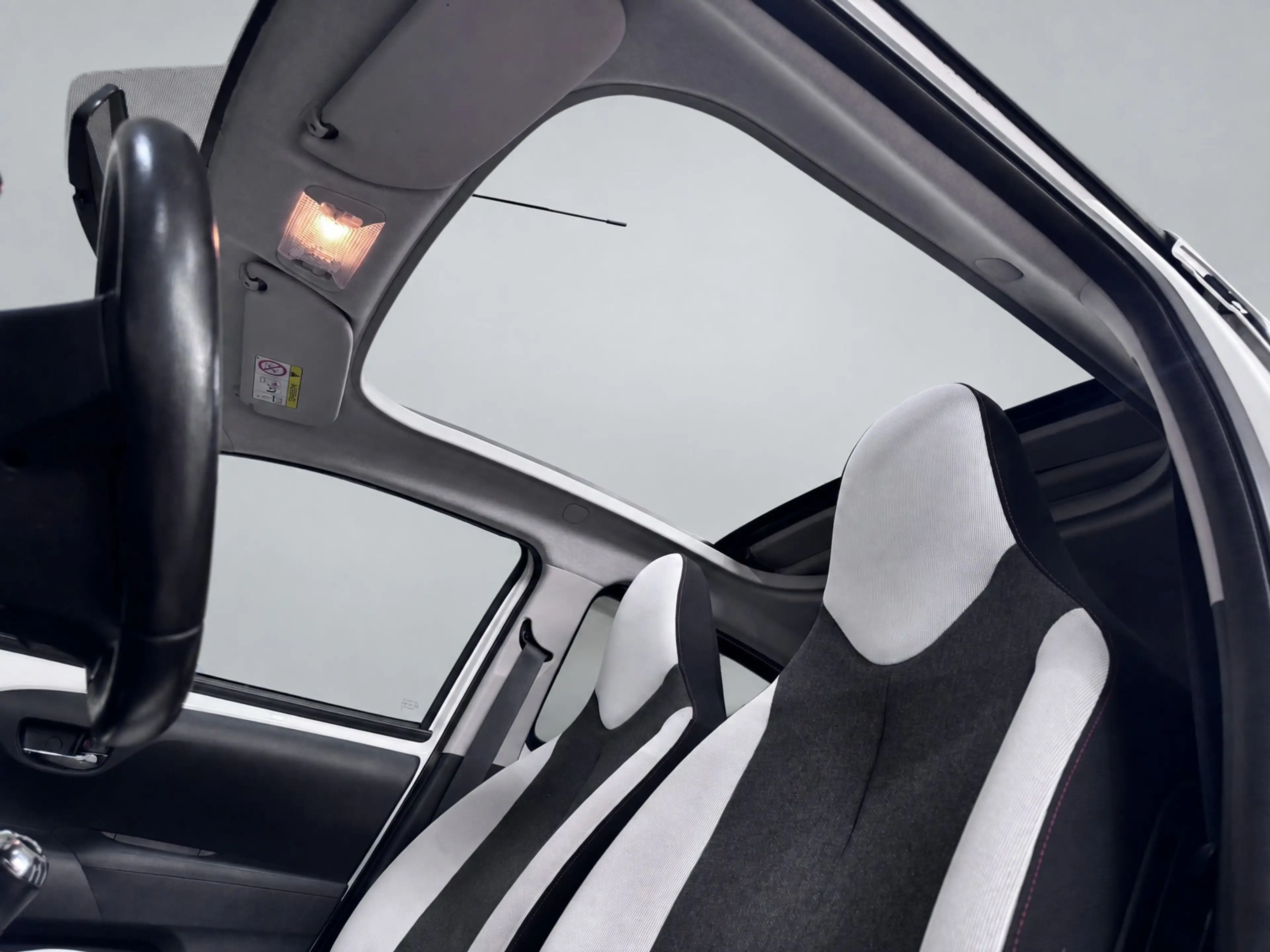 Citroen C1 1.0 VTi Airscape Urban Ride Cabrio Apple Carplay A — photo 11