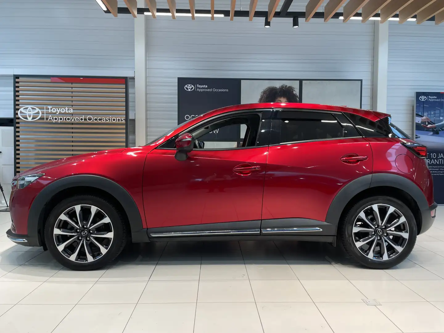 Mazda CX-3 2.0 SkyActiv-G 121 Luxury | Head up display | Fabr Rood - 2
