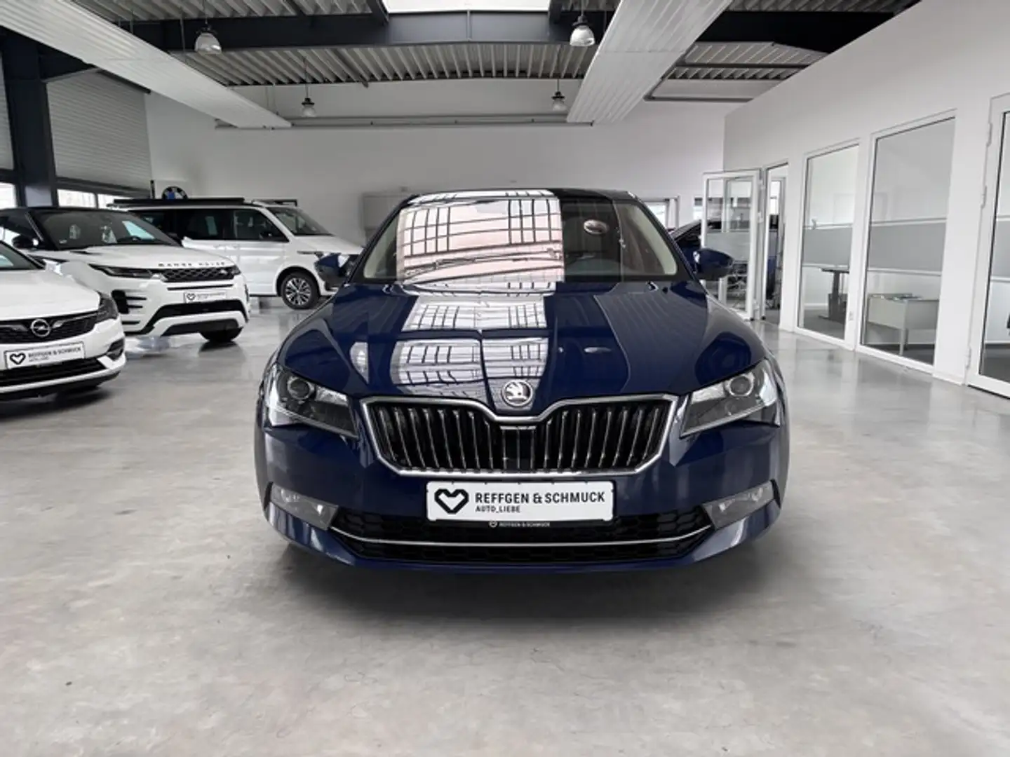 Skoda Superb AUTOMAT L&K LEDER+NAVI+XENON+PANO+ACC+TÜV Bleu - 2