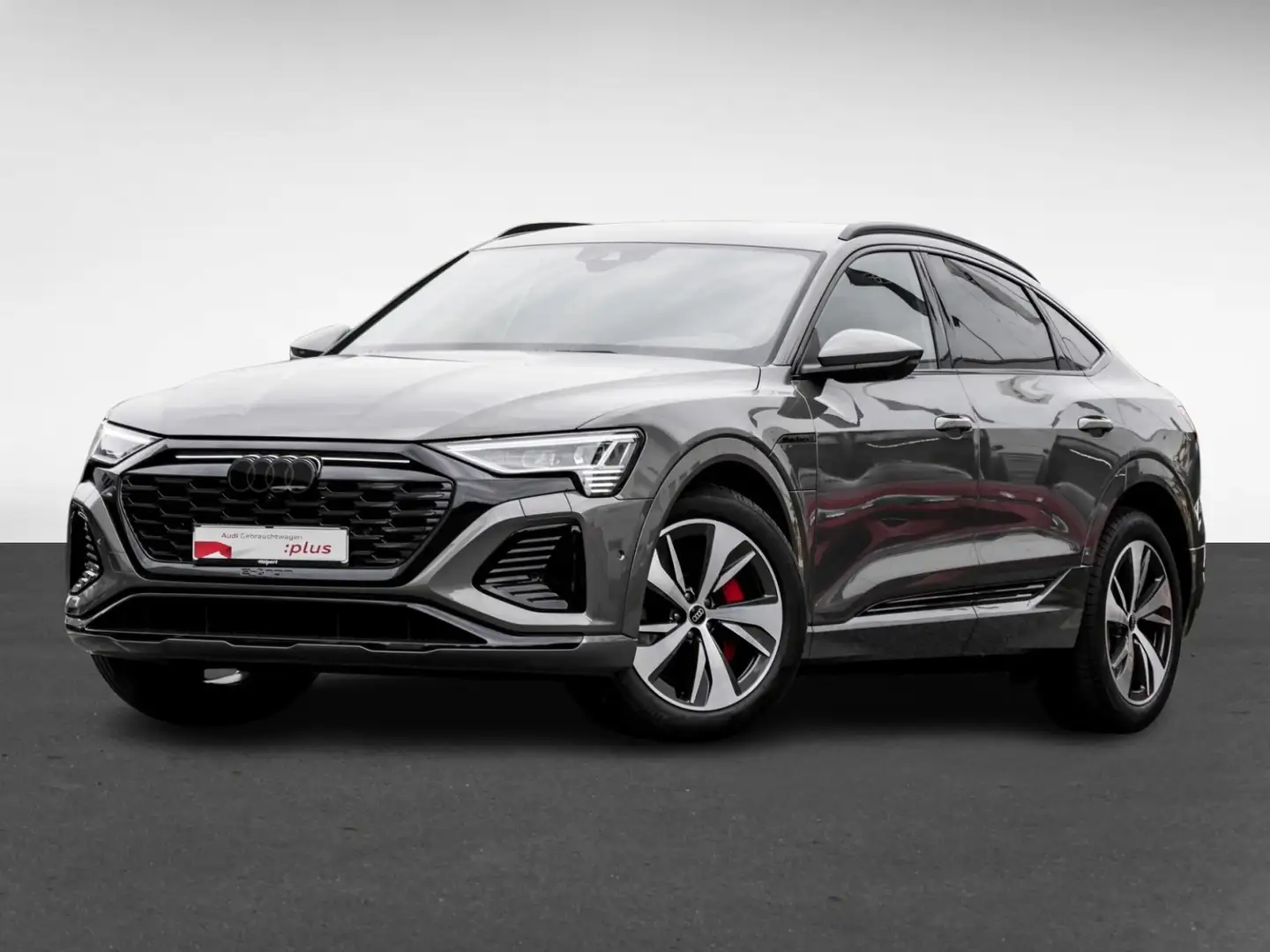 Audi Q8 e-tron Sportback 55 quattro S LINE AHK LM20 Grau - 2