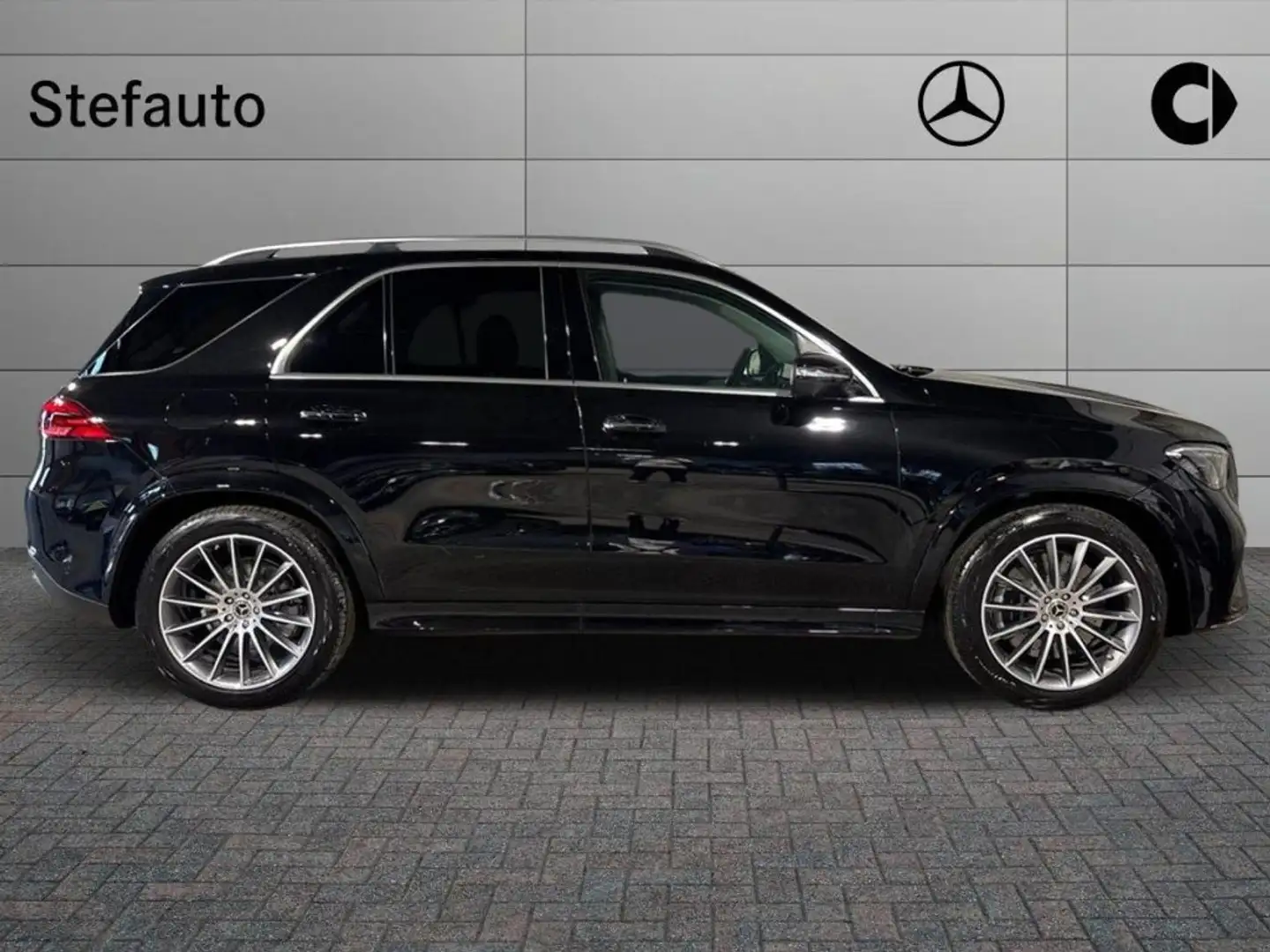Mercedes-Benz GLE 350 de hybrid EQ 4Matic AMG Line Advanced Plus Noir - 2