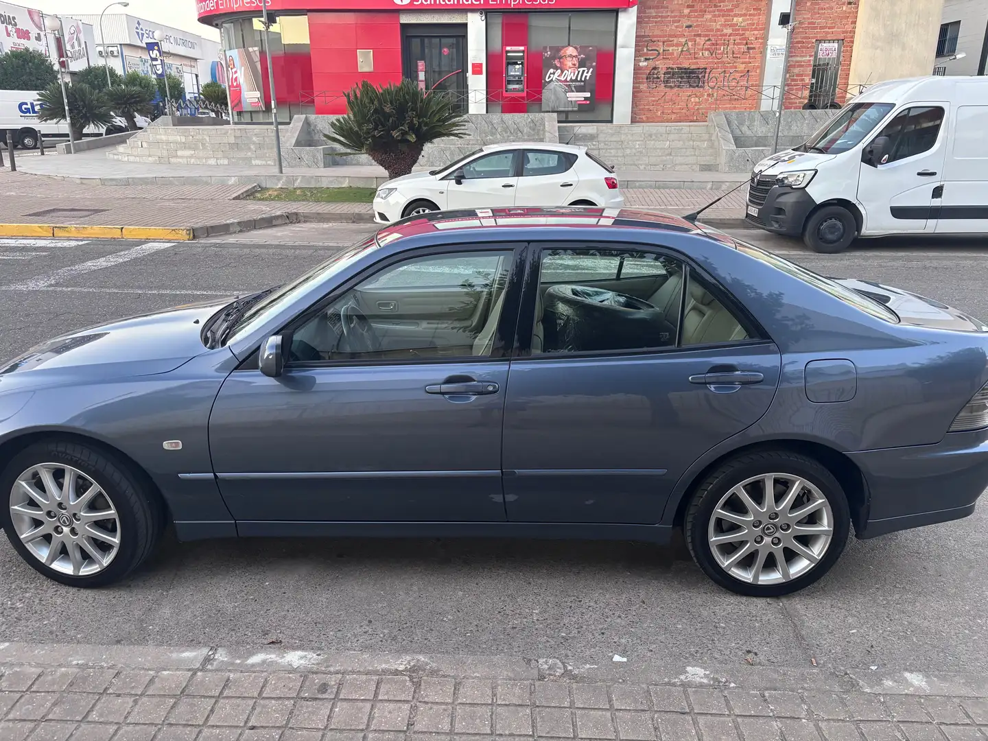 Lexus IS 200 IS 200 Luxury plava - 1