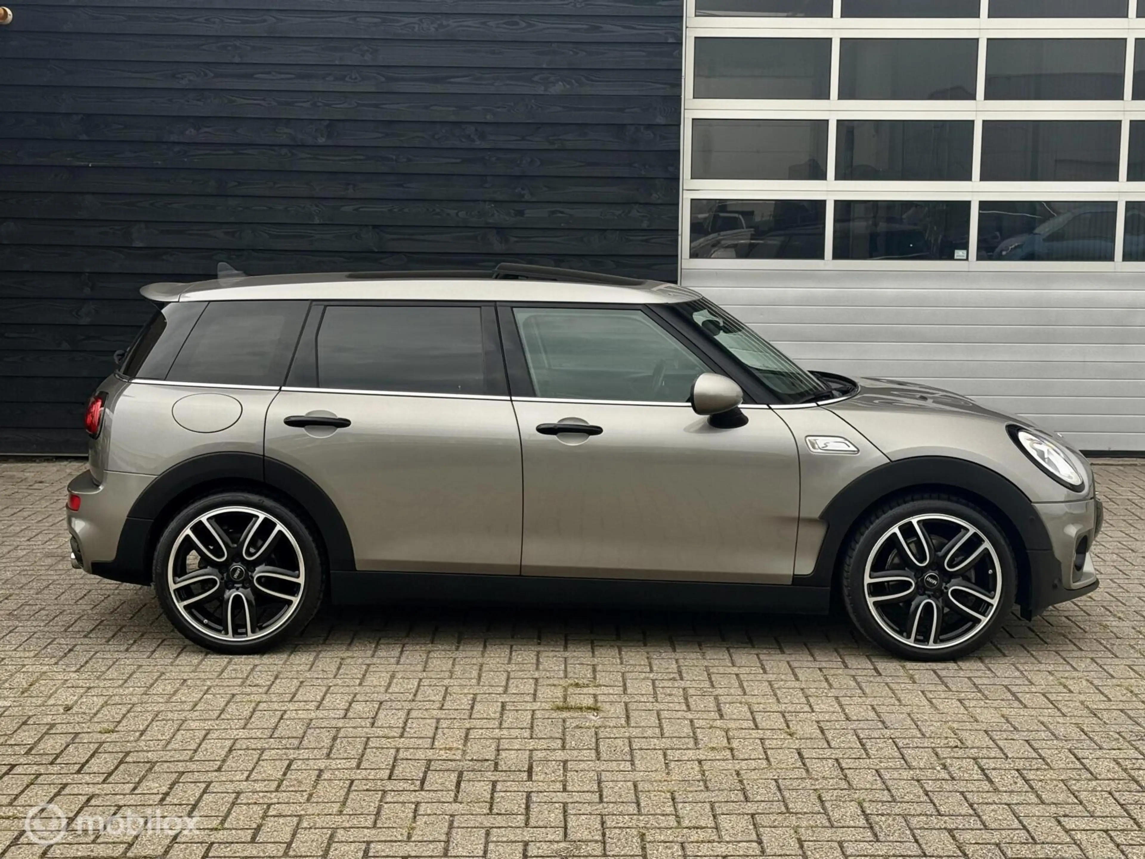 MINI Cooper S Clubman 2.0 Chili | JCW pakket | Pano | Leder — photo 4