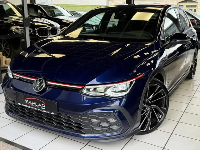 Volkswagen Golf GTI°MATRIX°STANDHEIZUNG°HEADUP°KEYLESS°LED°STZHG°AUTOMATIK°