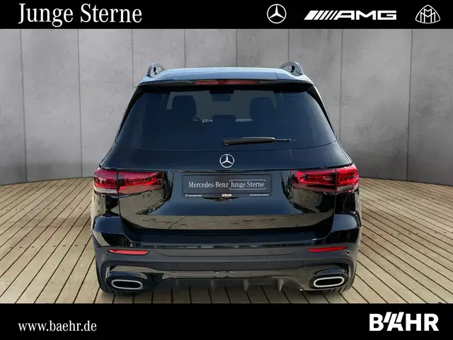 Mercedes-Benz GLB view 8