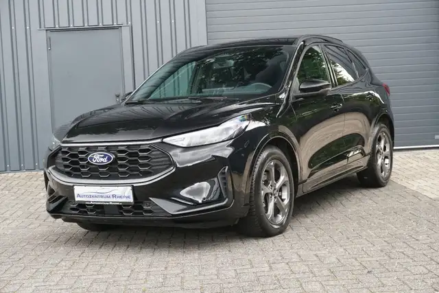 Ford Kuga view 3