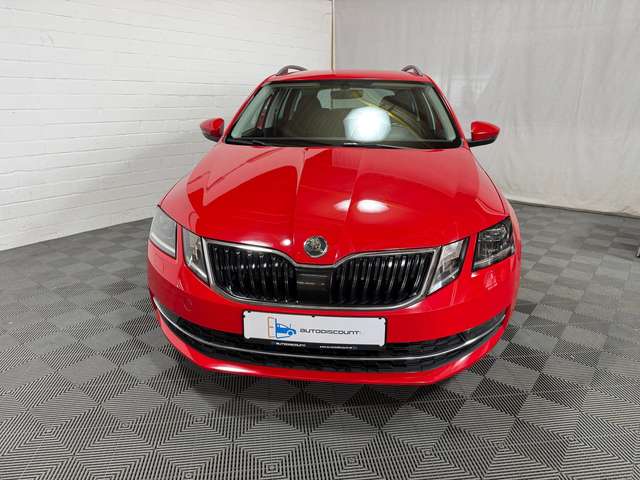 Skoda Octavia Combi 2.0 TDI Style NAVI LED AHK SHZ PDC 110 kW...