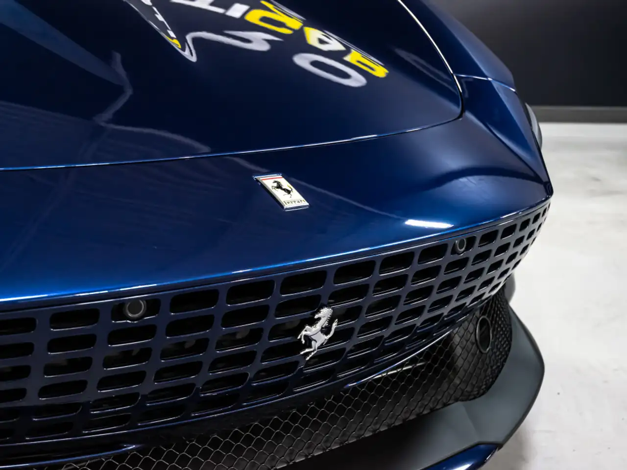 Ferrari Roma снимка Ferrari Roma