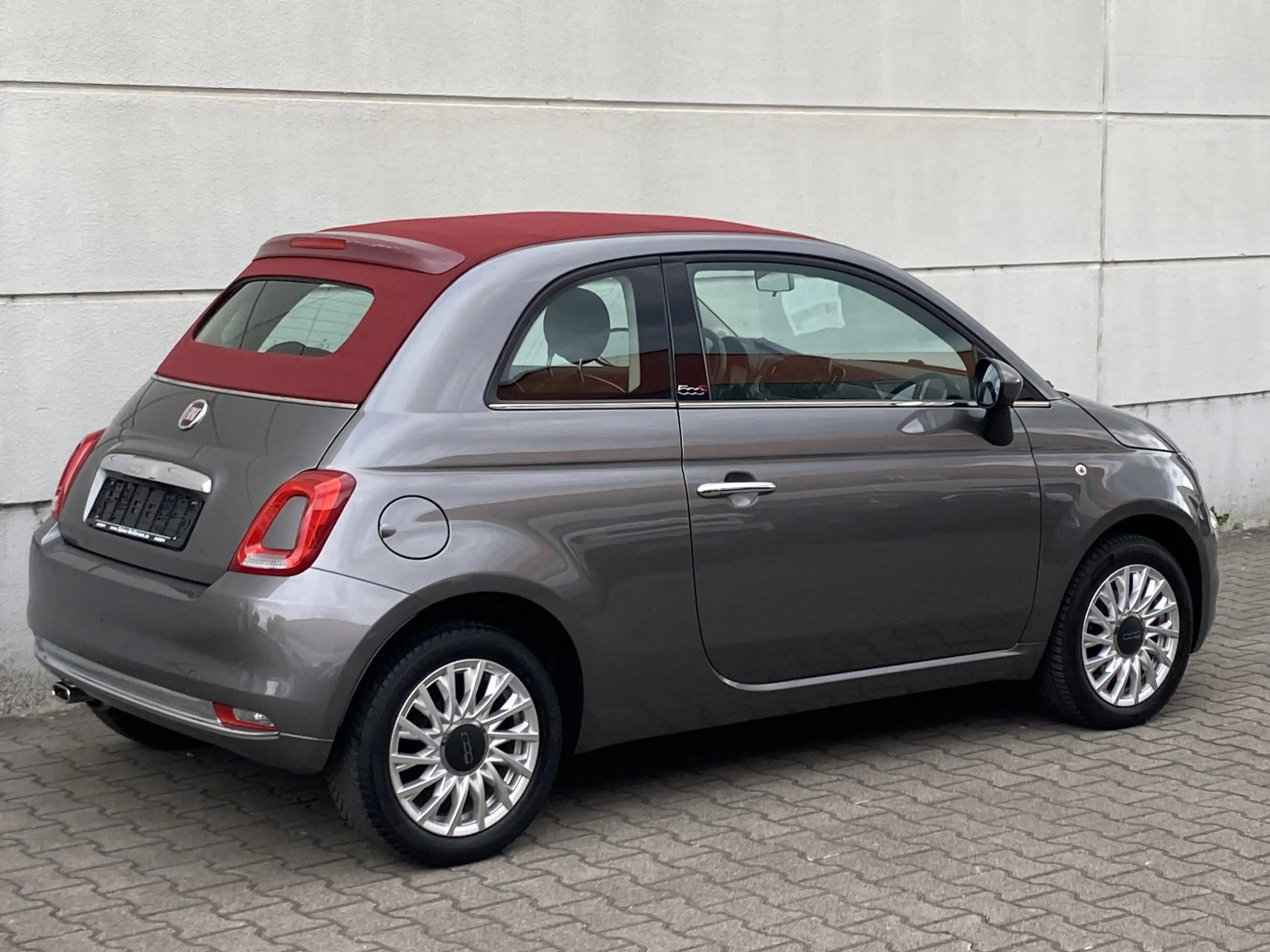 Fiat 500C 1.2 8V Dualogic Lounge Tmat Bt CarPlay AndAuto — photo 3