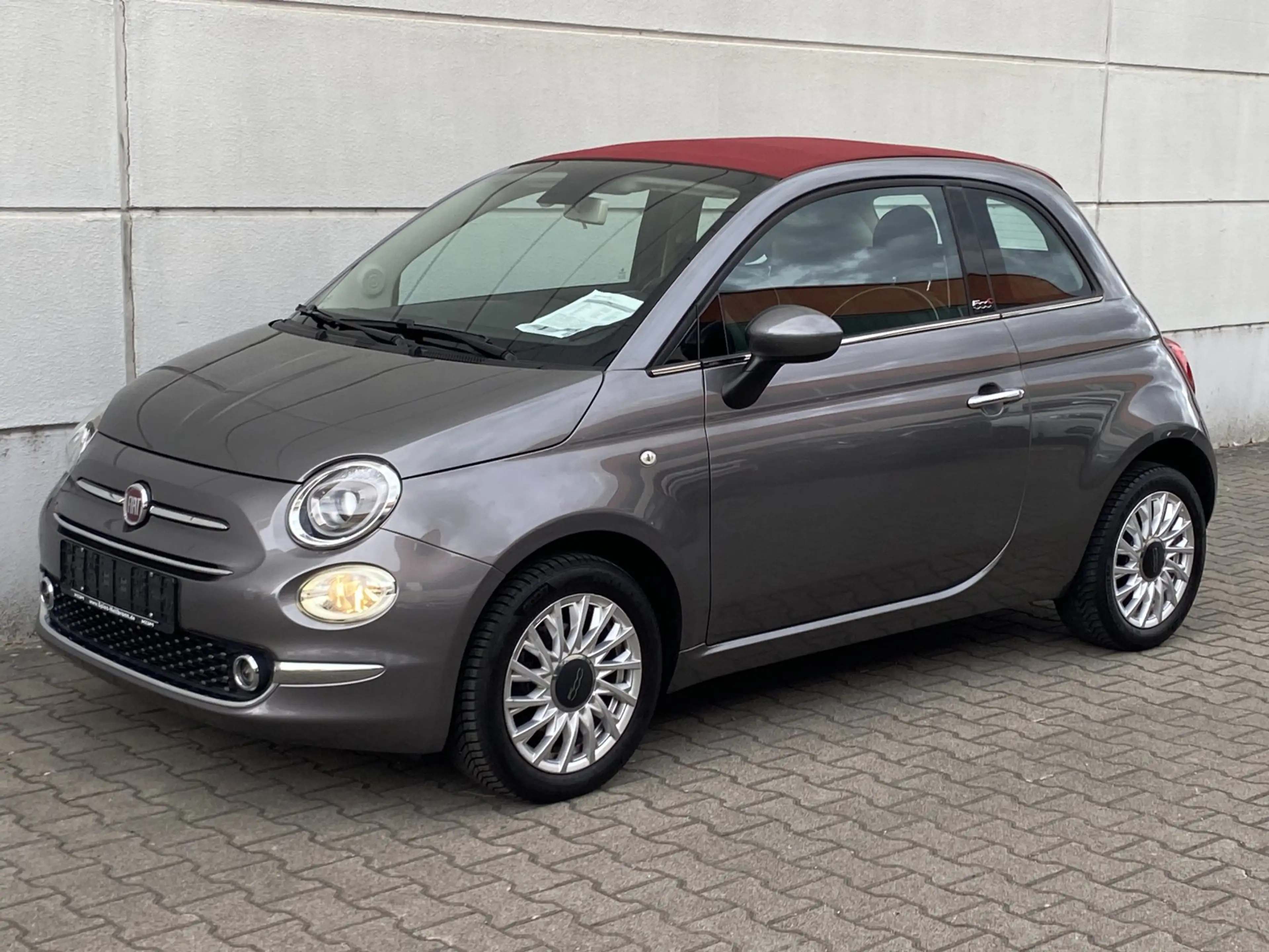 Fiat 500C 1.2 8V Dualogic Lounge Tmat Bt CarPlay AndAuto — photo 2