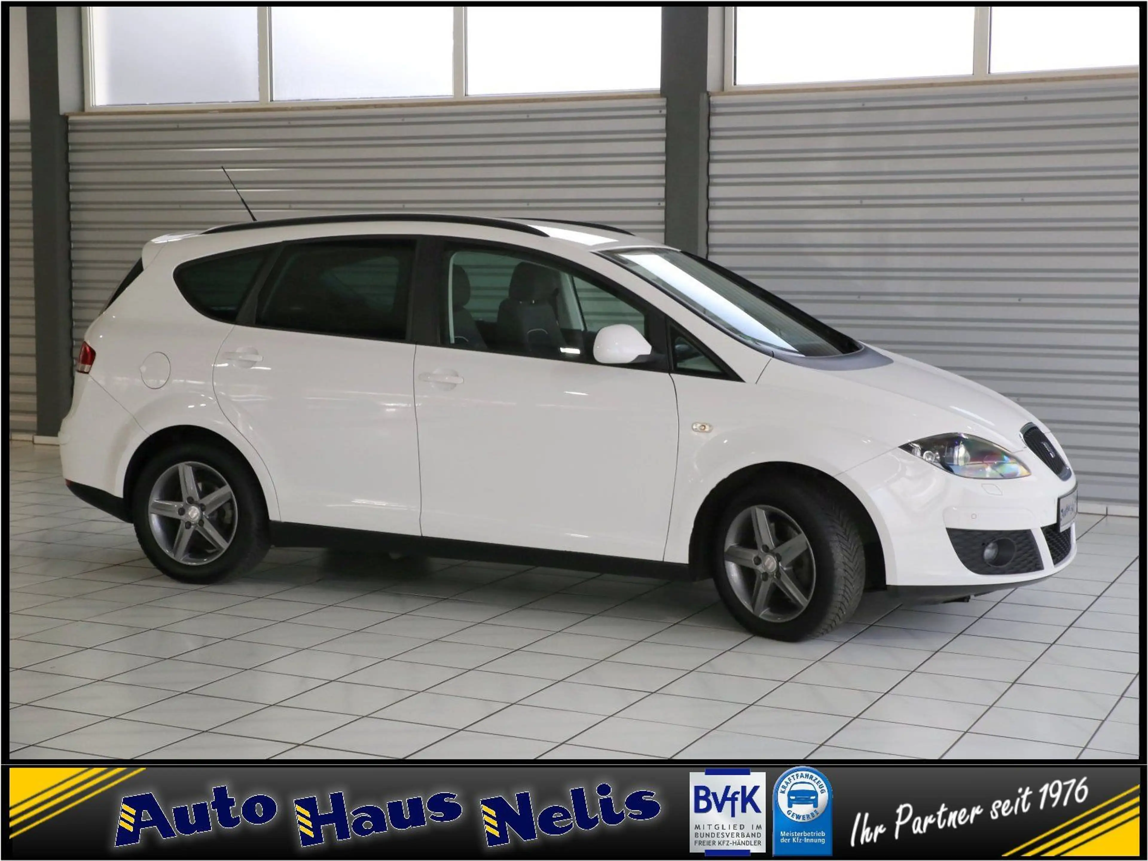 SEAT Altea XL 1,6 TDI DPF DSG NaviTouch Bi-Xenon AHK — photo 4