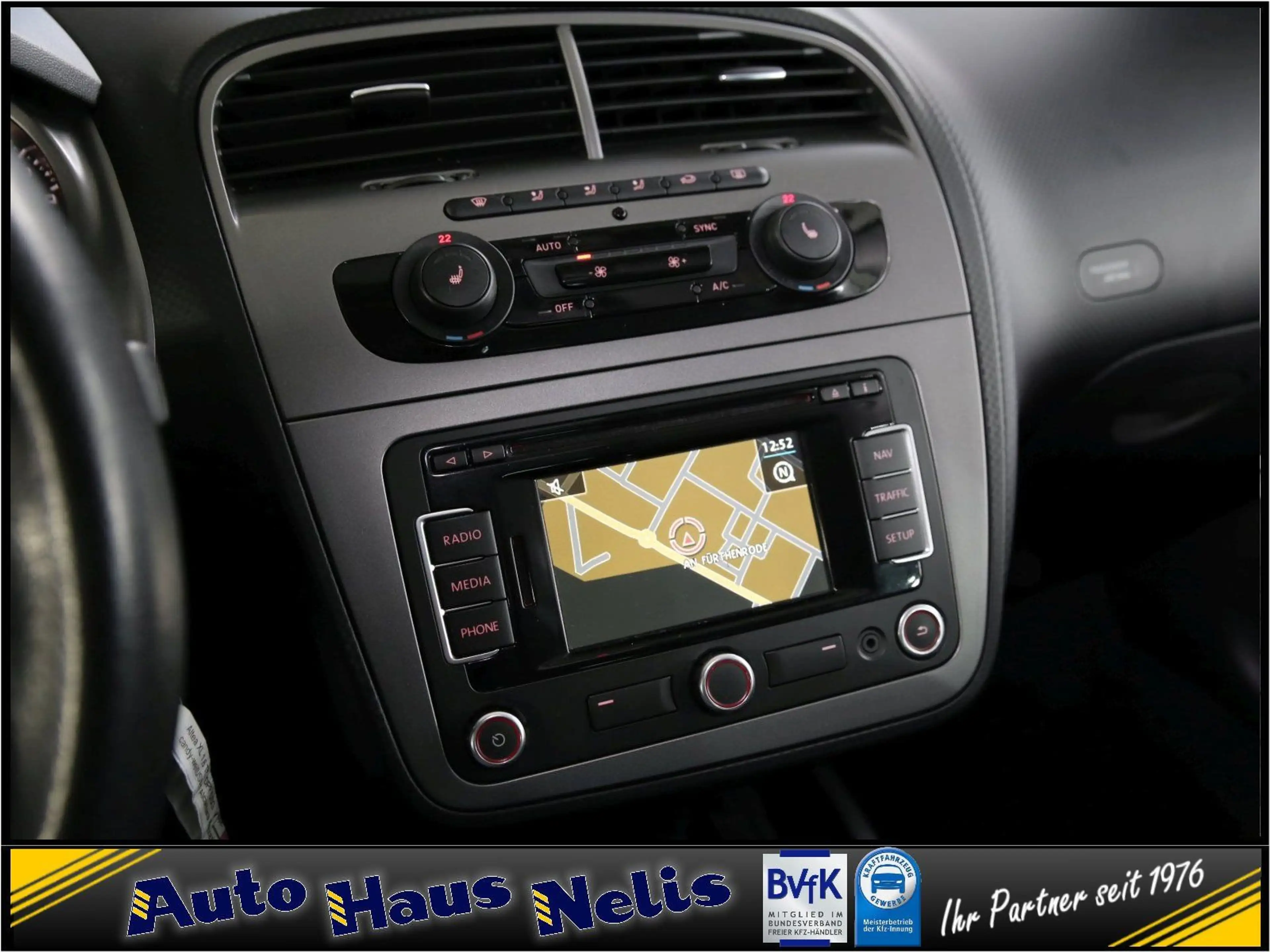 SEAT Altea XL 1,6 TDI DPF DSG NaviTouch Bi-Xenon AHK — photo 13