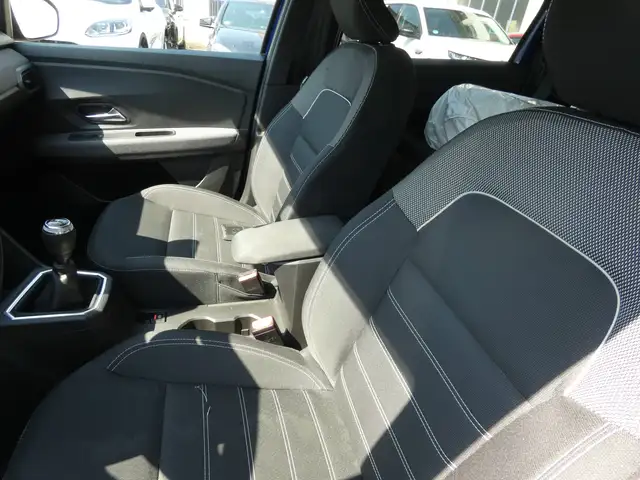 Dacia Jogger view 12