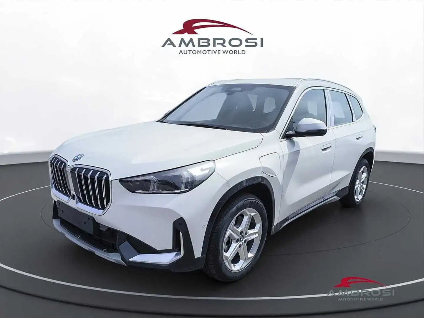 BMW X1 xDrive25e Innovation xLine Package Wit - 1