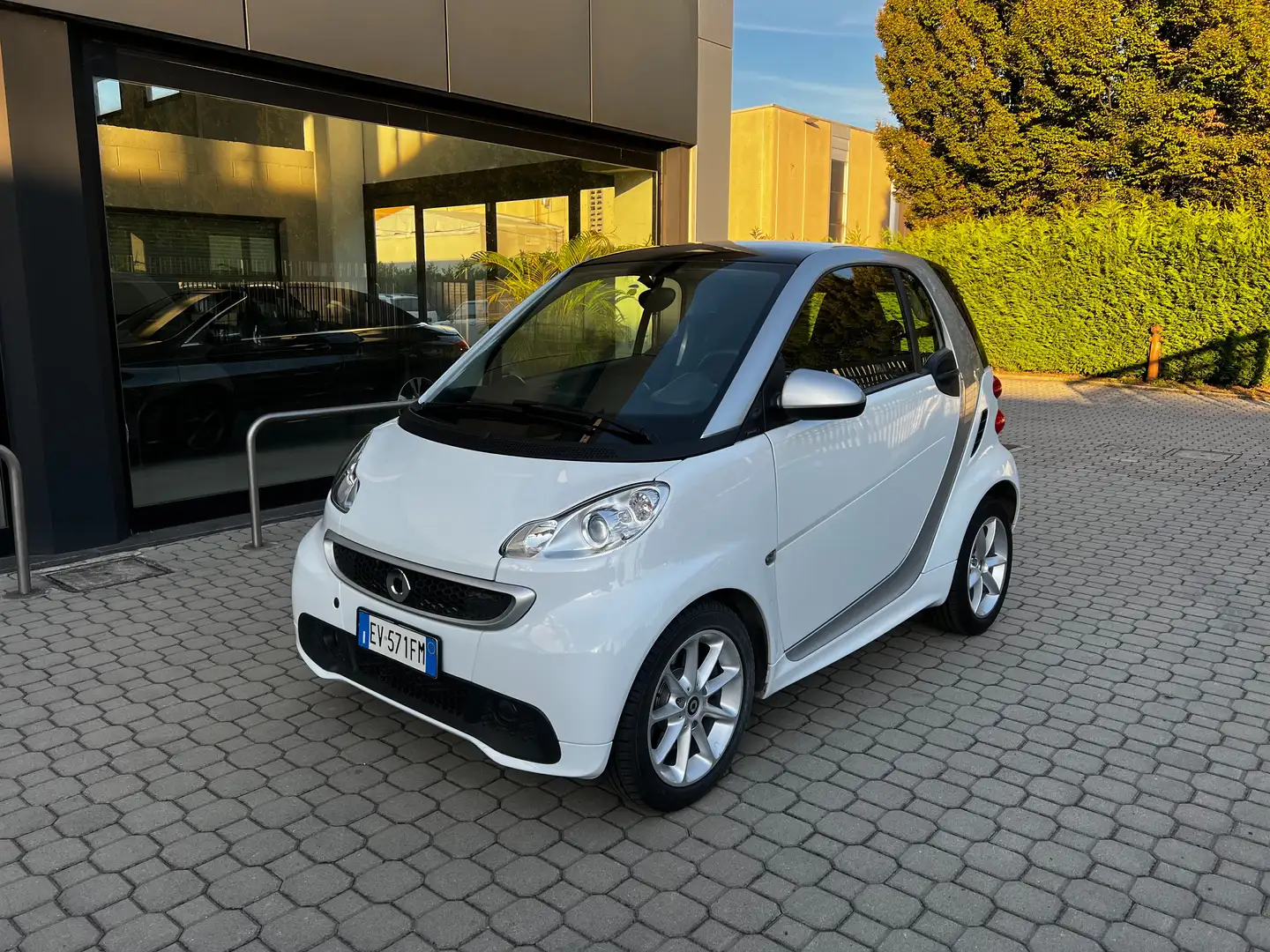 smart forTwo Fortwo 1.0 mhd Passion 71cv Bianco - 1