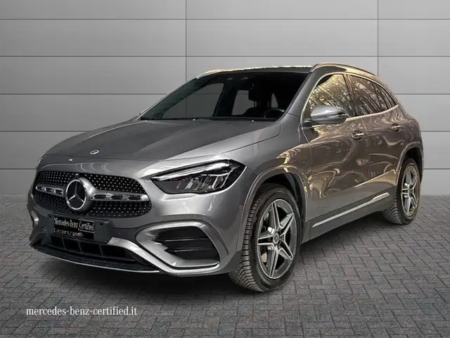 Mercedes-Benz GLA 250 e hybrid EQ AMG Line Premium