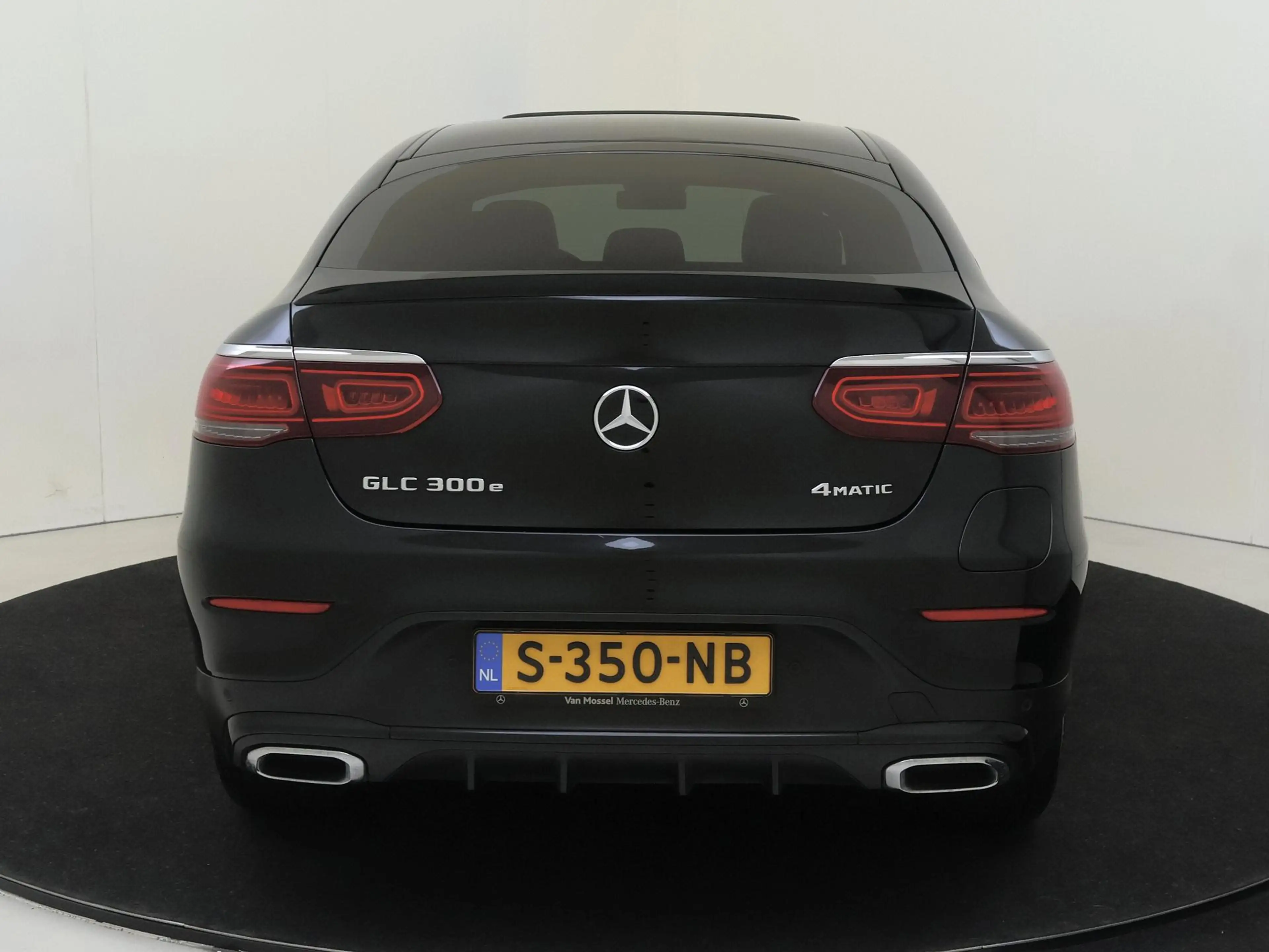 Mercedes-Benz GLC 300 Coupé 300e 4MATIC Business Solution AMG-Line — photo 7