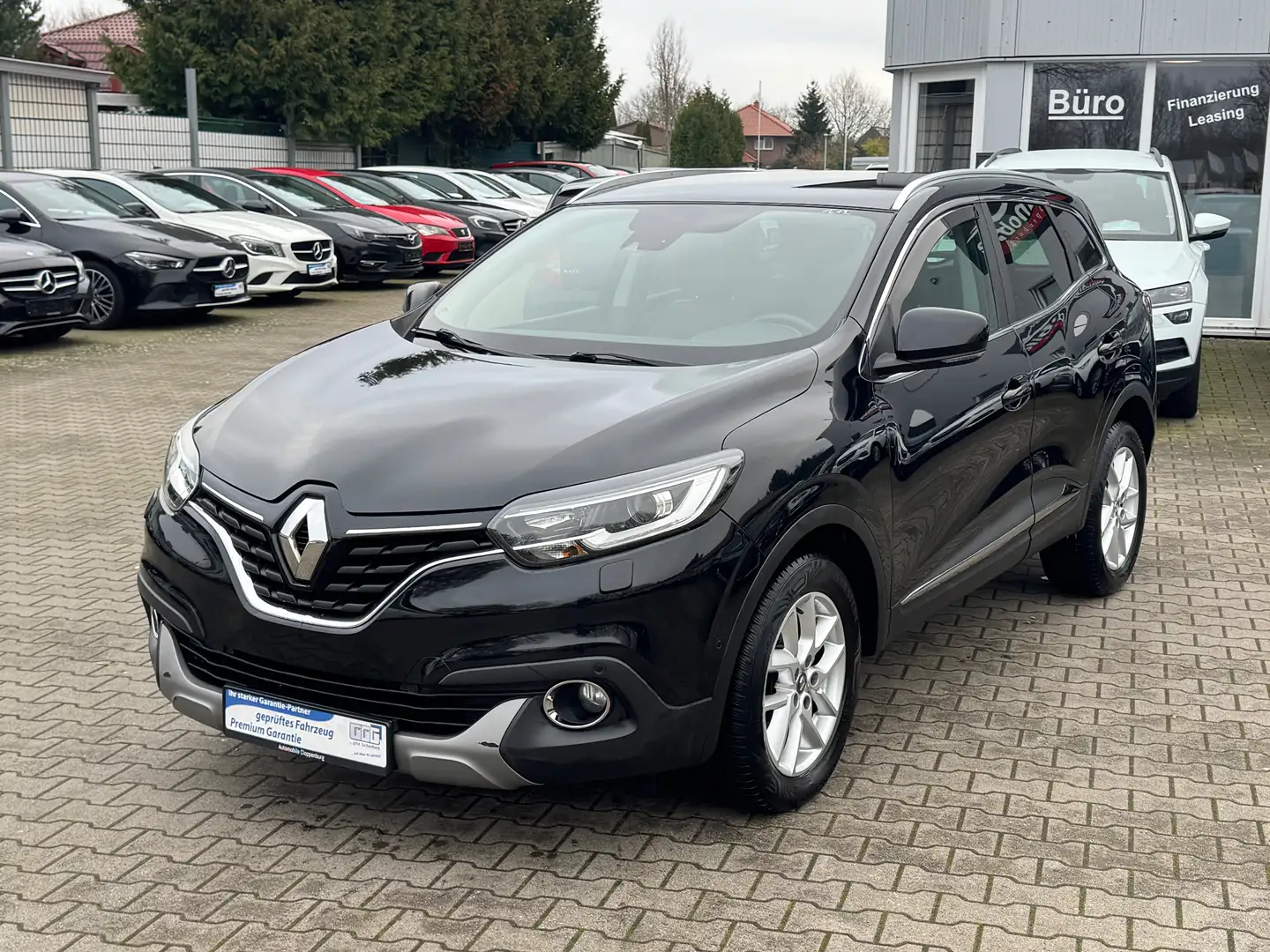Renault Kadjar 1.5 dCi Automatik EDC "XMOD" / AHK / Schwarz - 1
