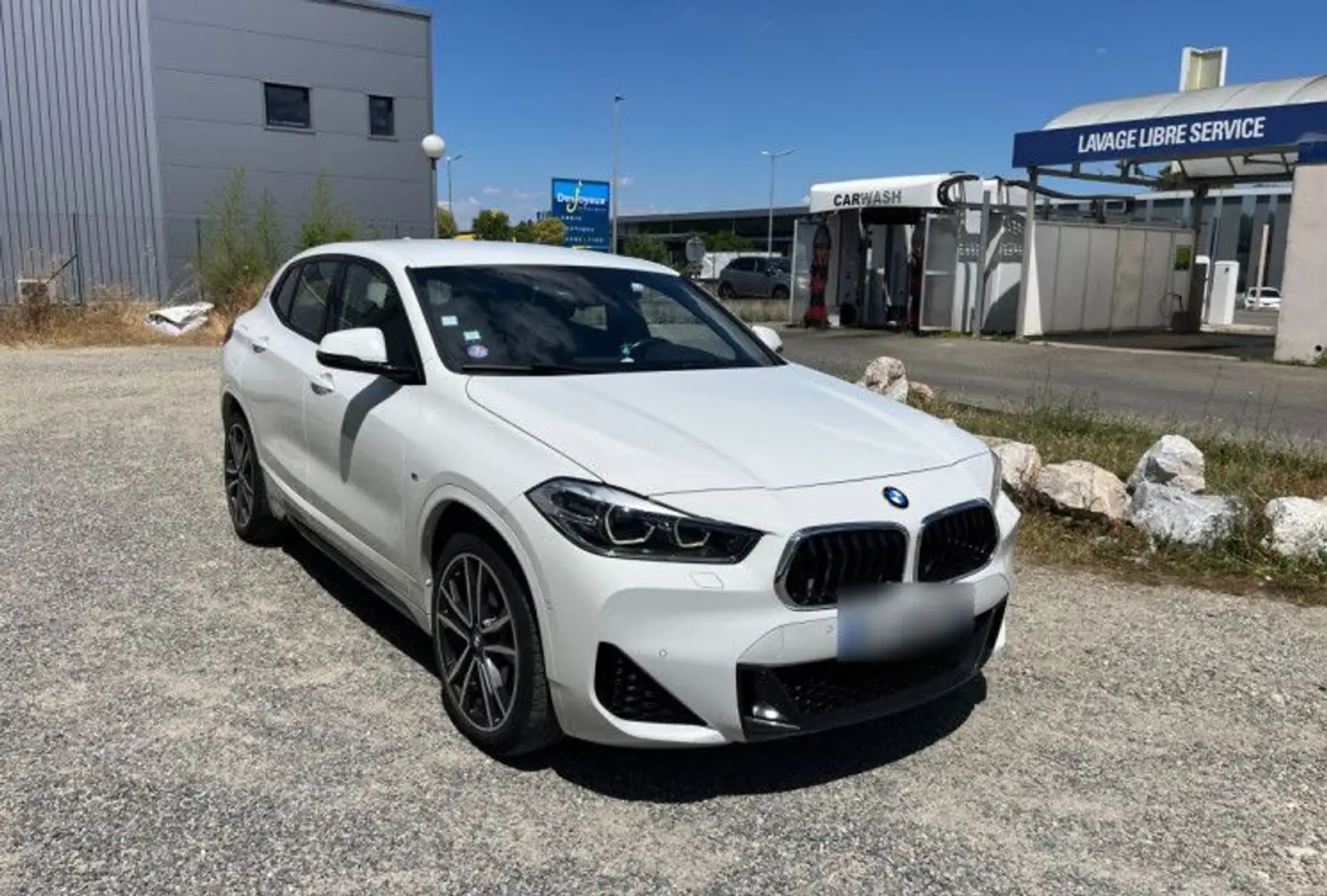 BMW X2 sDrive18iA 136ch M Sport DKG7 Blanc - 2