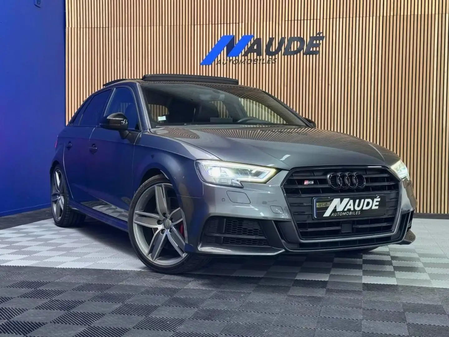 Audi S3 8V2 Sportback 2.0 TFSI 300 CH S-tronic Quattro Gris - 1