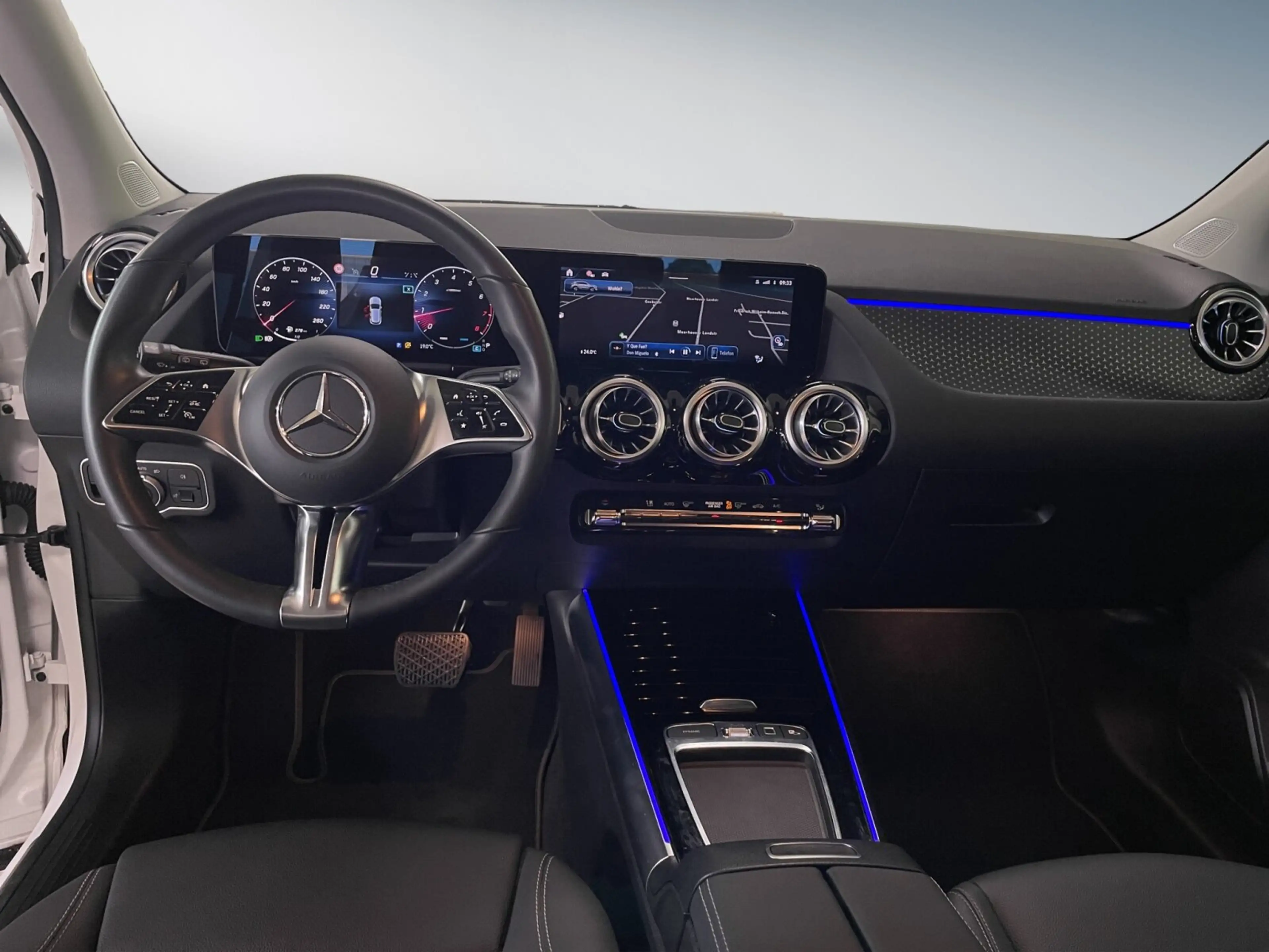 Mercedes-Benz GLA 220 GLA 220 4M Progressive CARPLAY*AHK*AMBIENTE*etc. — photo 15