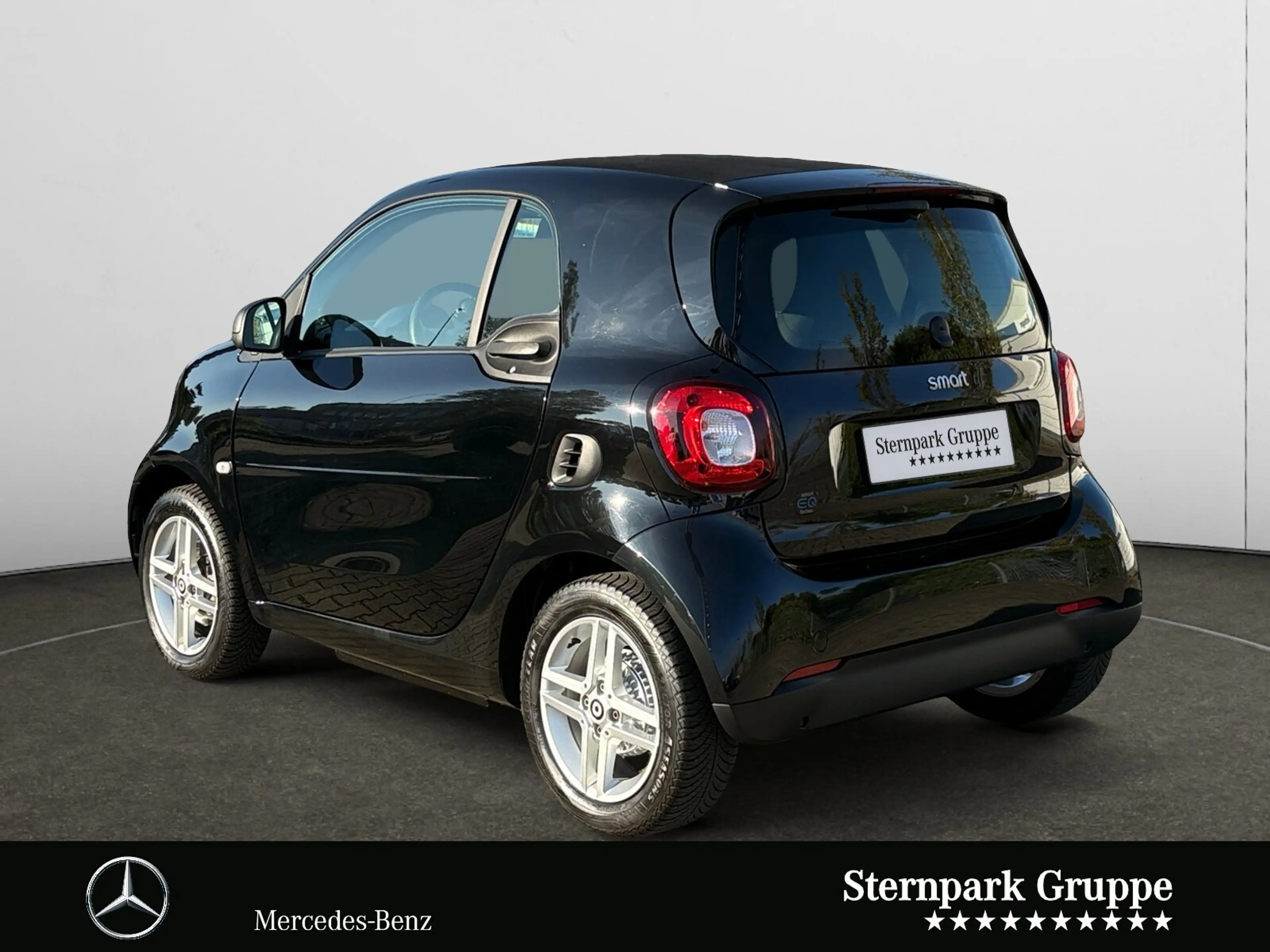 smart forTwo EQ fortwo coupe Pure/Klima/Sitzhzg./Tempomat/eFH. — photo 3