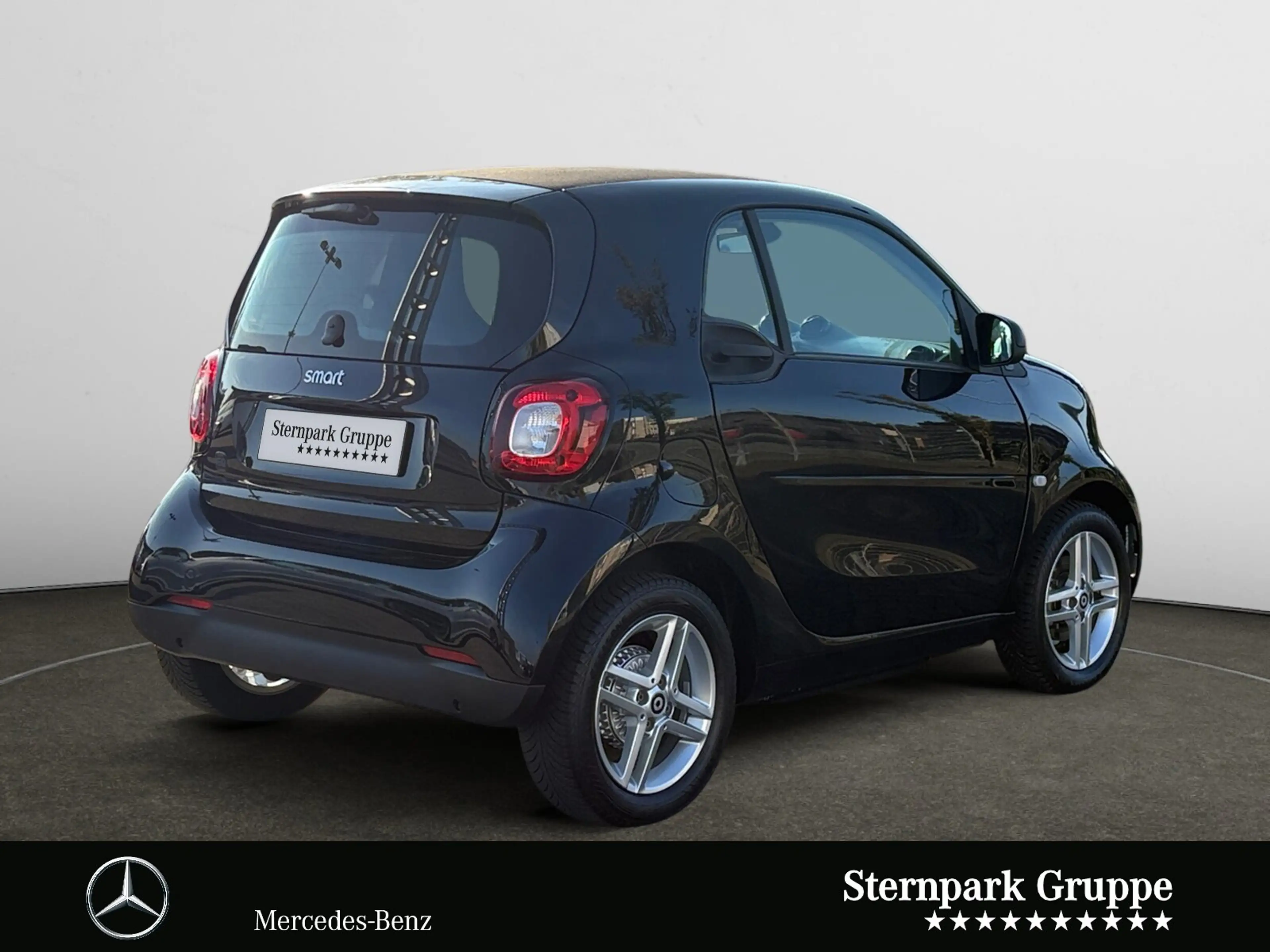 smart forTwo EQ fortwo coupe Pure/Klima/Sitzhzg./Tempomat/eFH. — photo 5