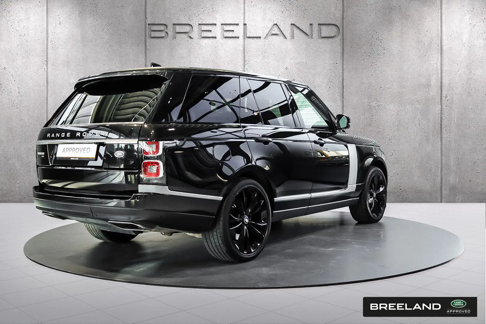 Land Rover Range Rover P400 Vogue | HUD | Panoramadak | Pixel LED Zwart - 2