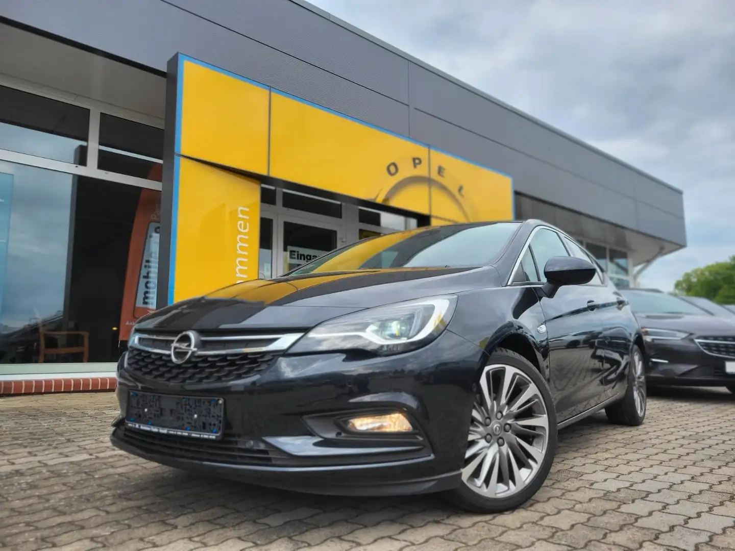 Opel Astra K Lim. Sondermodell "Innovation" MatrixLED Nero - 2