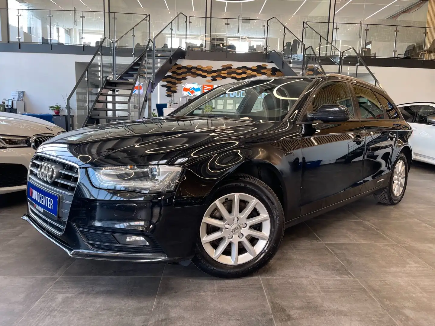 Audi A4 Avant  quattro *Xenon*Panoramadach*Navi* Schwarz - 2